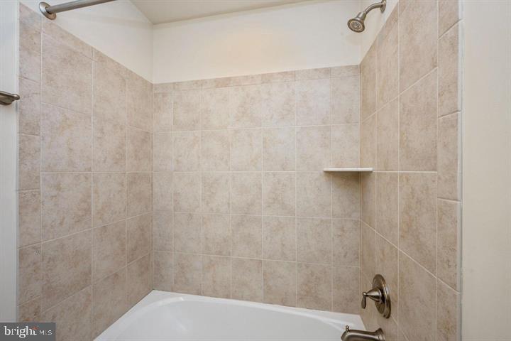 CROWN FARM - Residential Lease