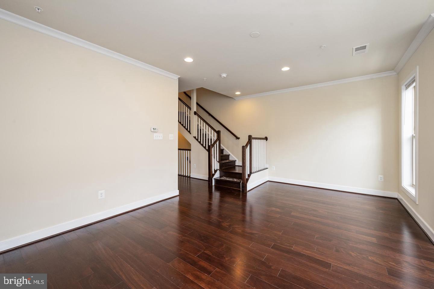 CROWN FARM - Residential Lease