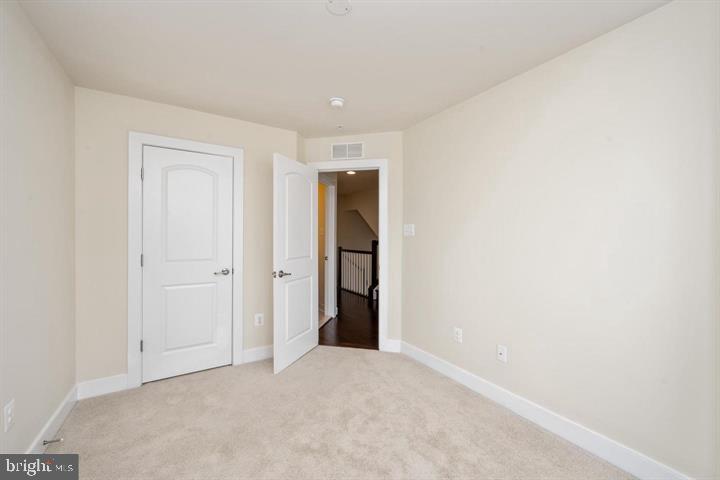 CROWN FARM - Residential Lease