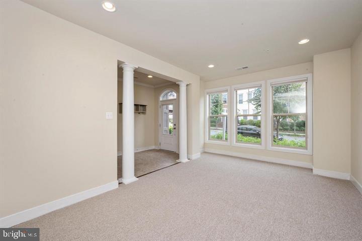 CROWN FARM - Residential Lease