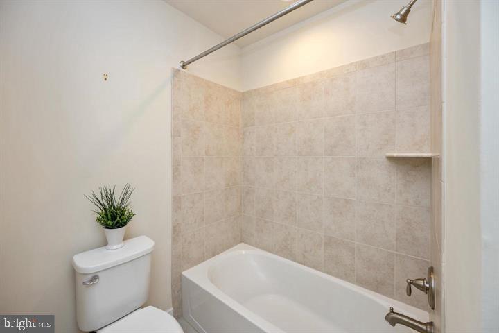 CROWN FARM - Residential Lease