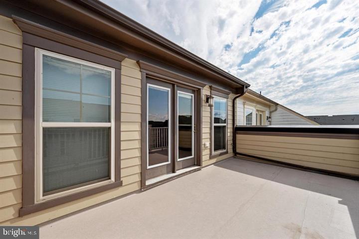 CROWN FARM - Residential Lease