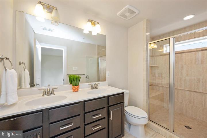 CROWN FARM - Residential Lease