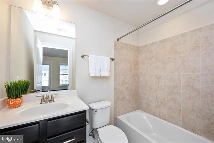 CROWN FARM - Residential Lease