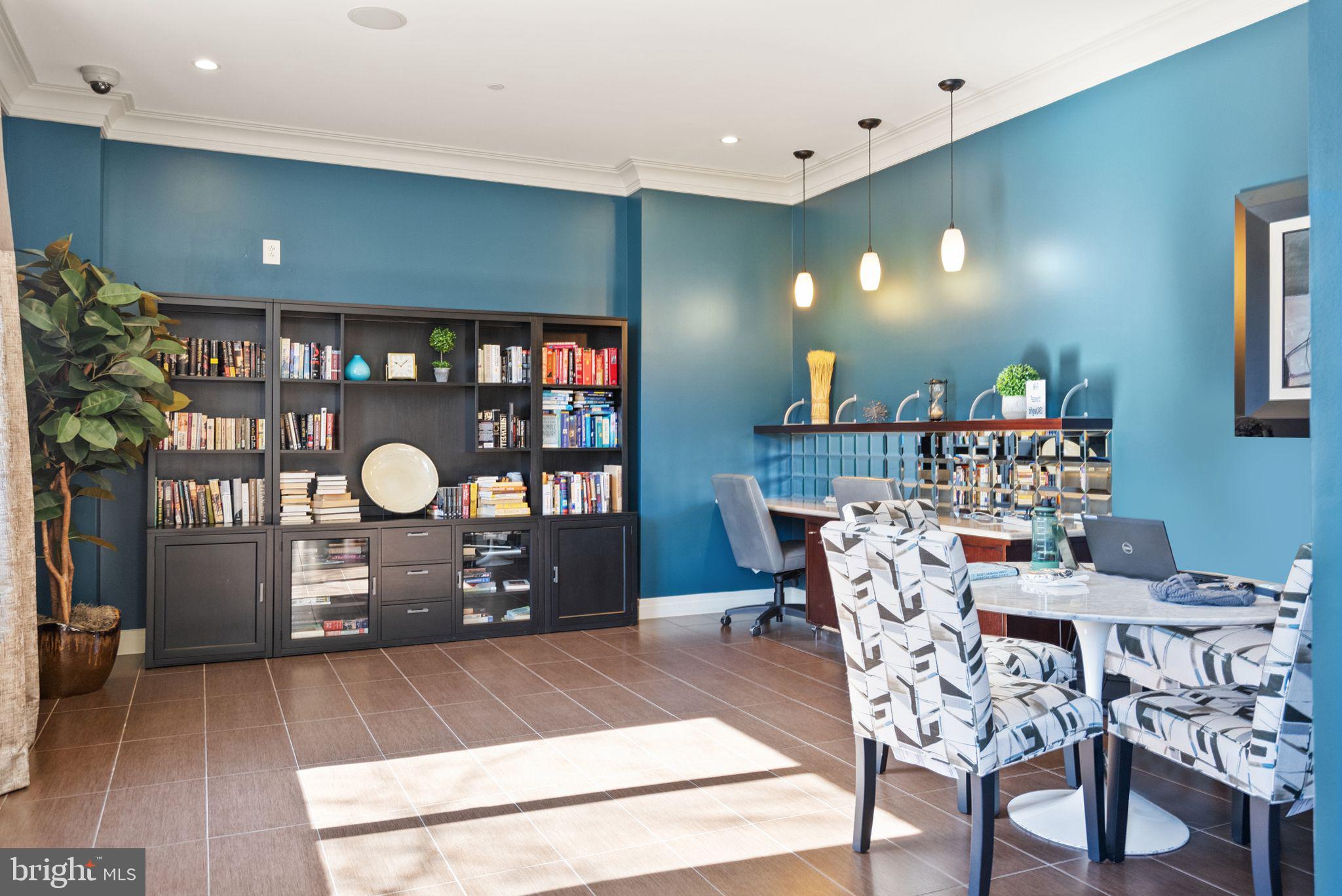 MIDTOWN ALEXANDRIA STATION CONDOMINIUM - Residential