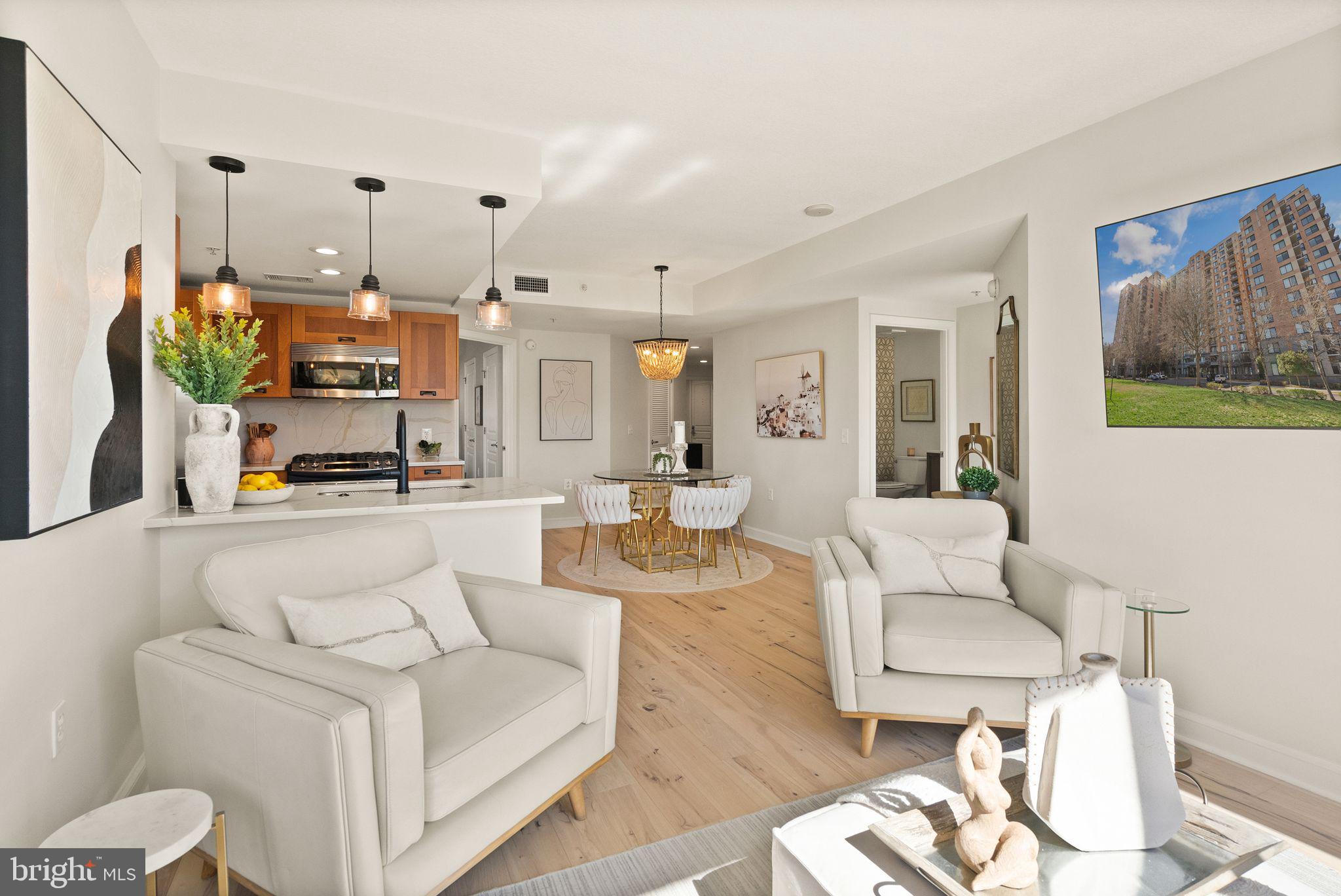 MIDTOWN ALEXANDRIA STATION CONDOMINIUM - Residential