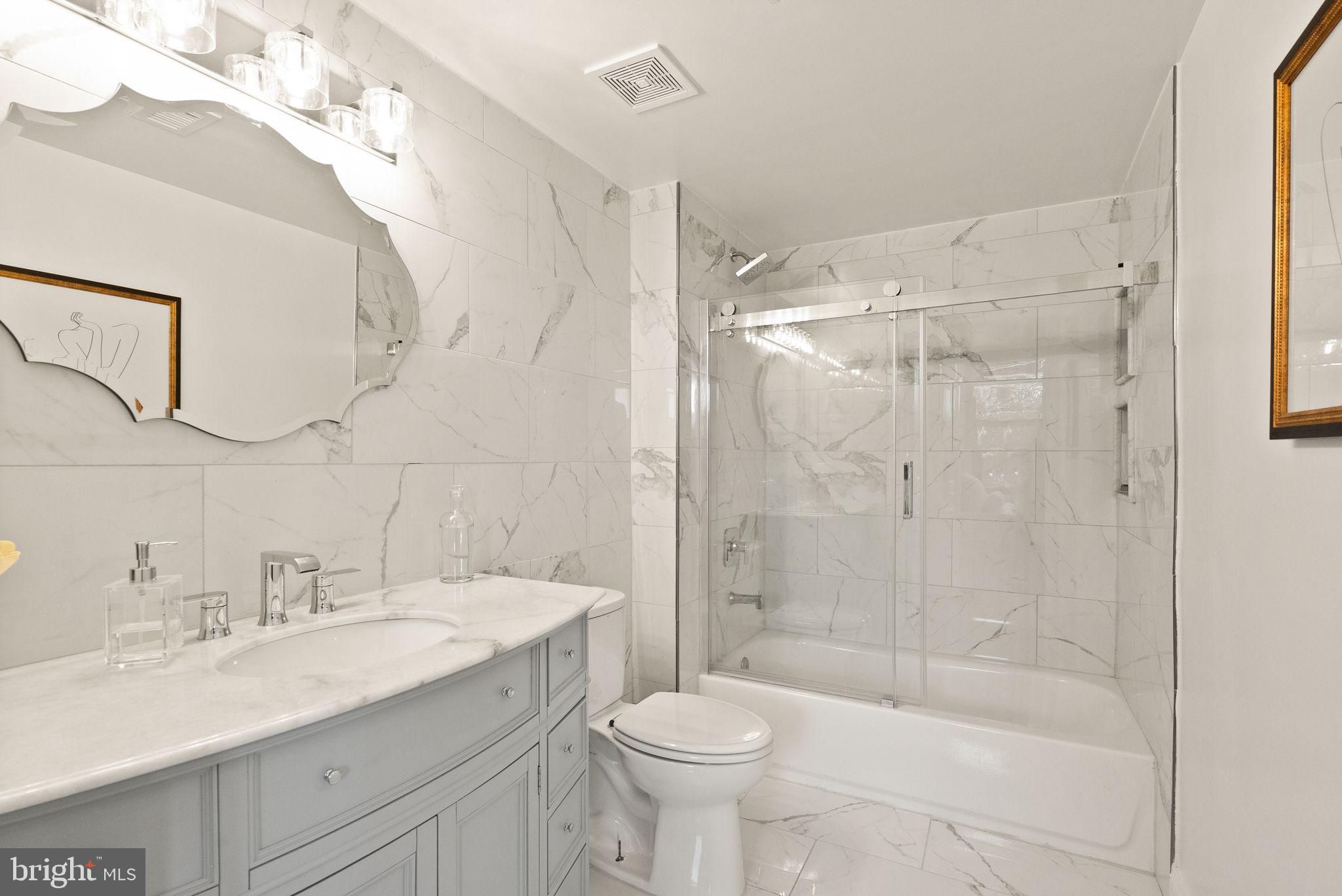 MIDTOWN ALEXANDRIA STATION CONDOMINIUM - Residential