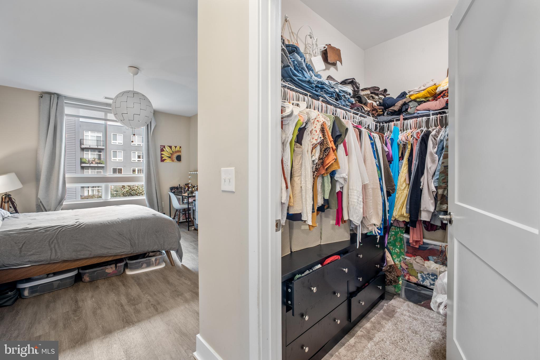 145 RIVERHAVEN DRIVE 312