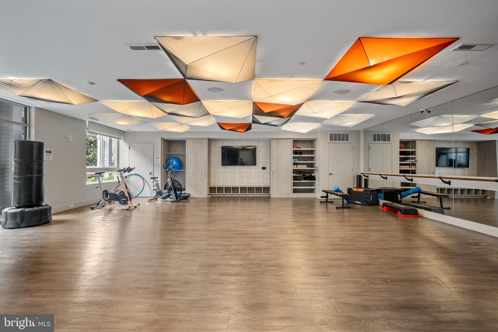 NATIONAL HARBOR - Residential