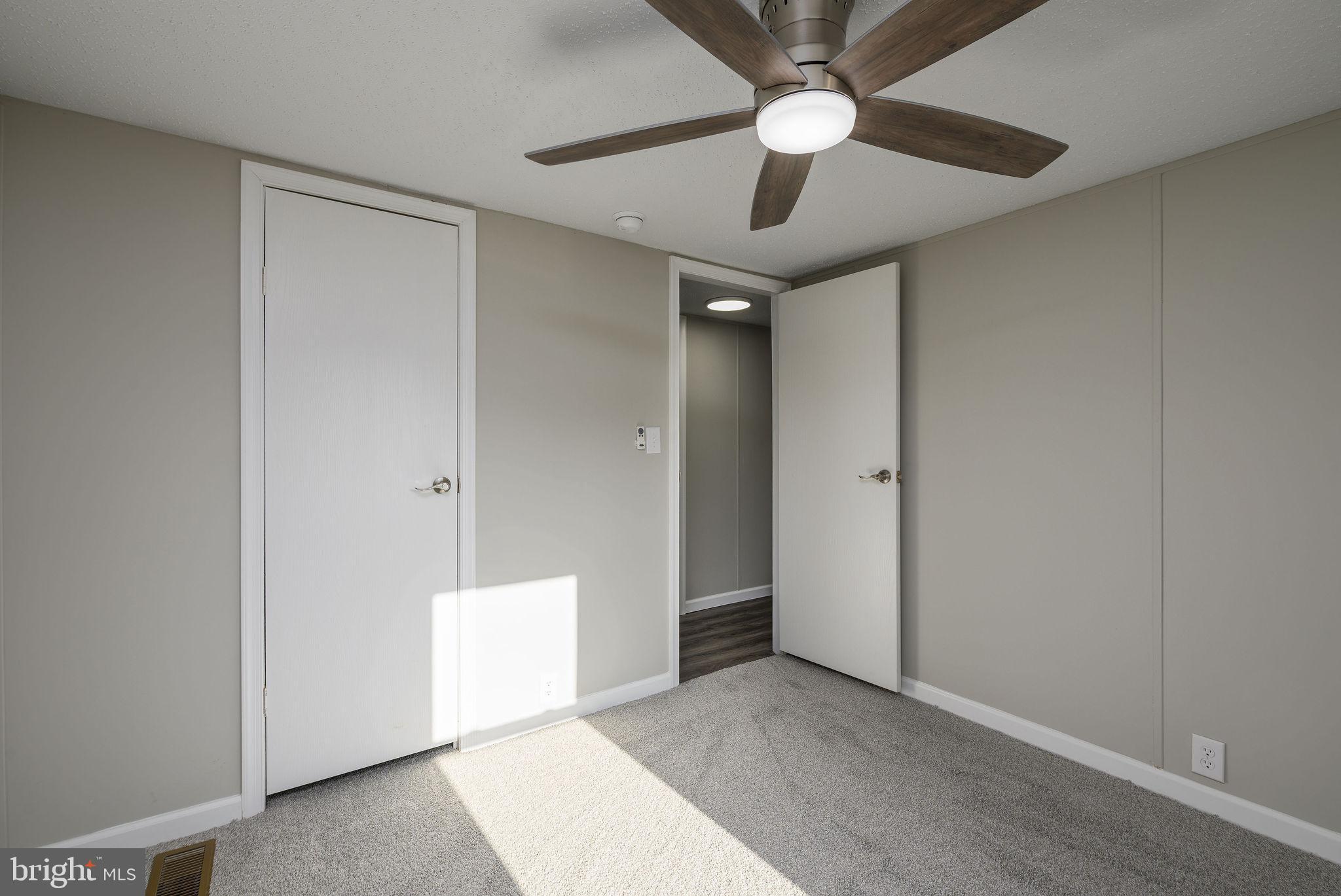 CAPTAINS GRANT - Residential