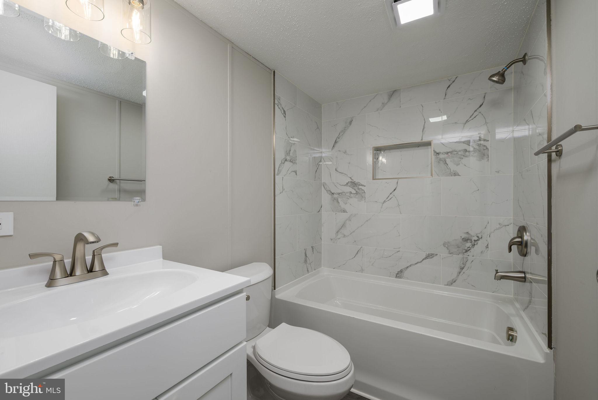 CAPTAINS GRANT - Residential