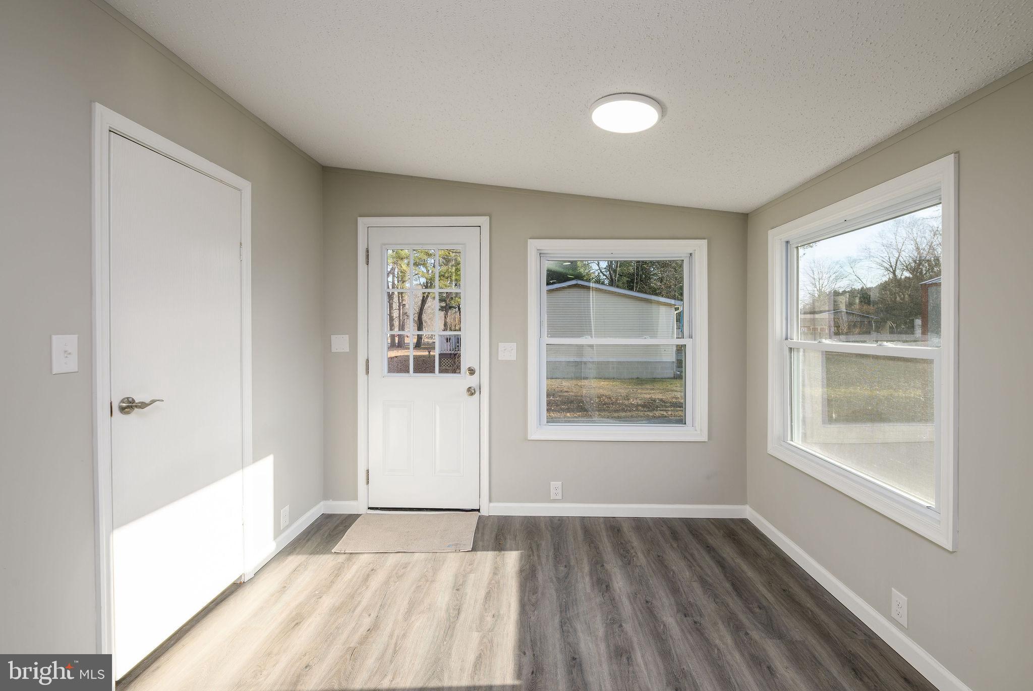 CAPTAINS GRANT - Residential