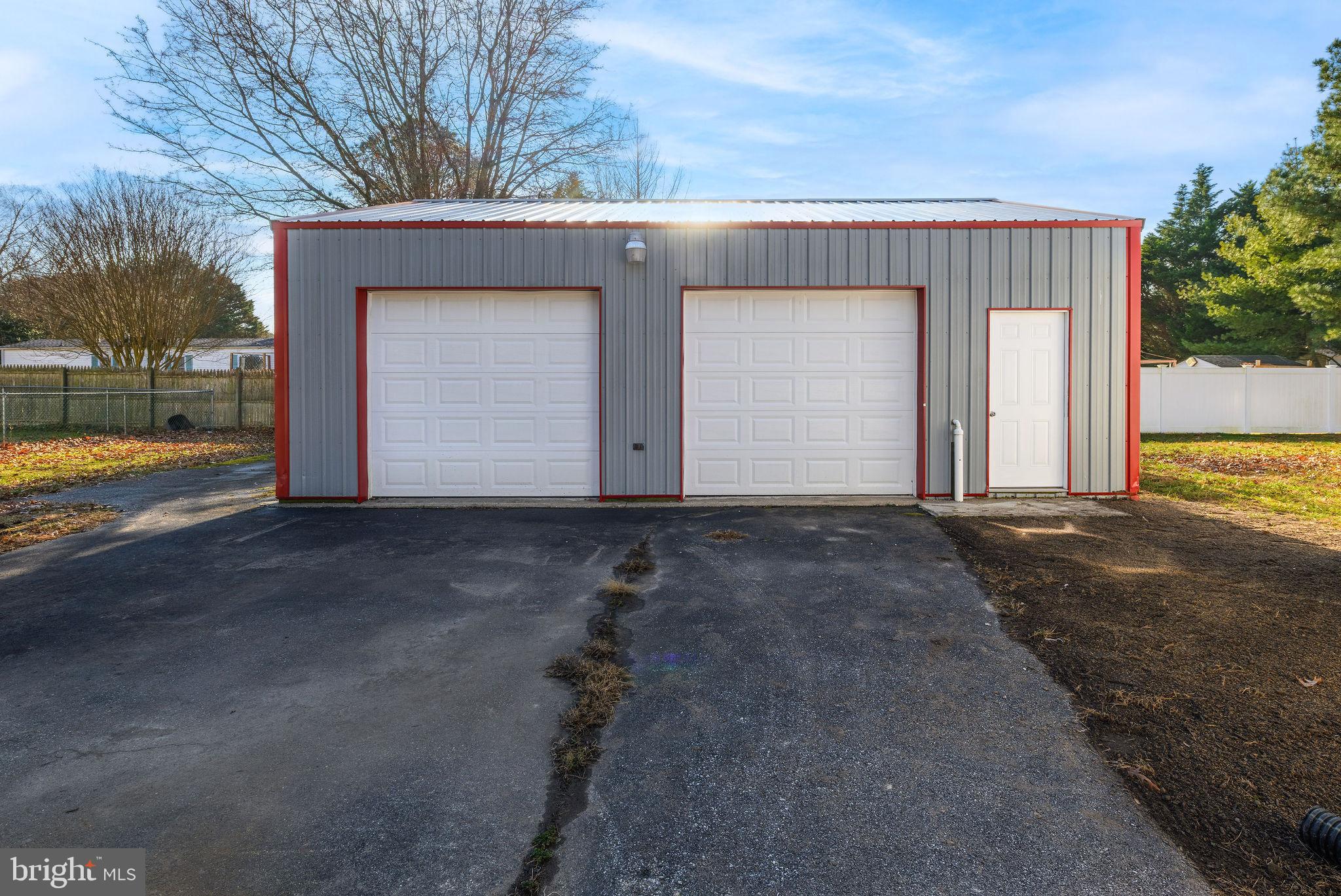 CAPTAINS GRANT - Residential