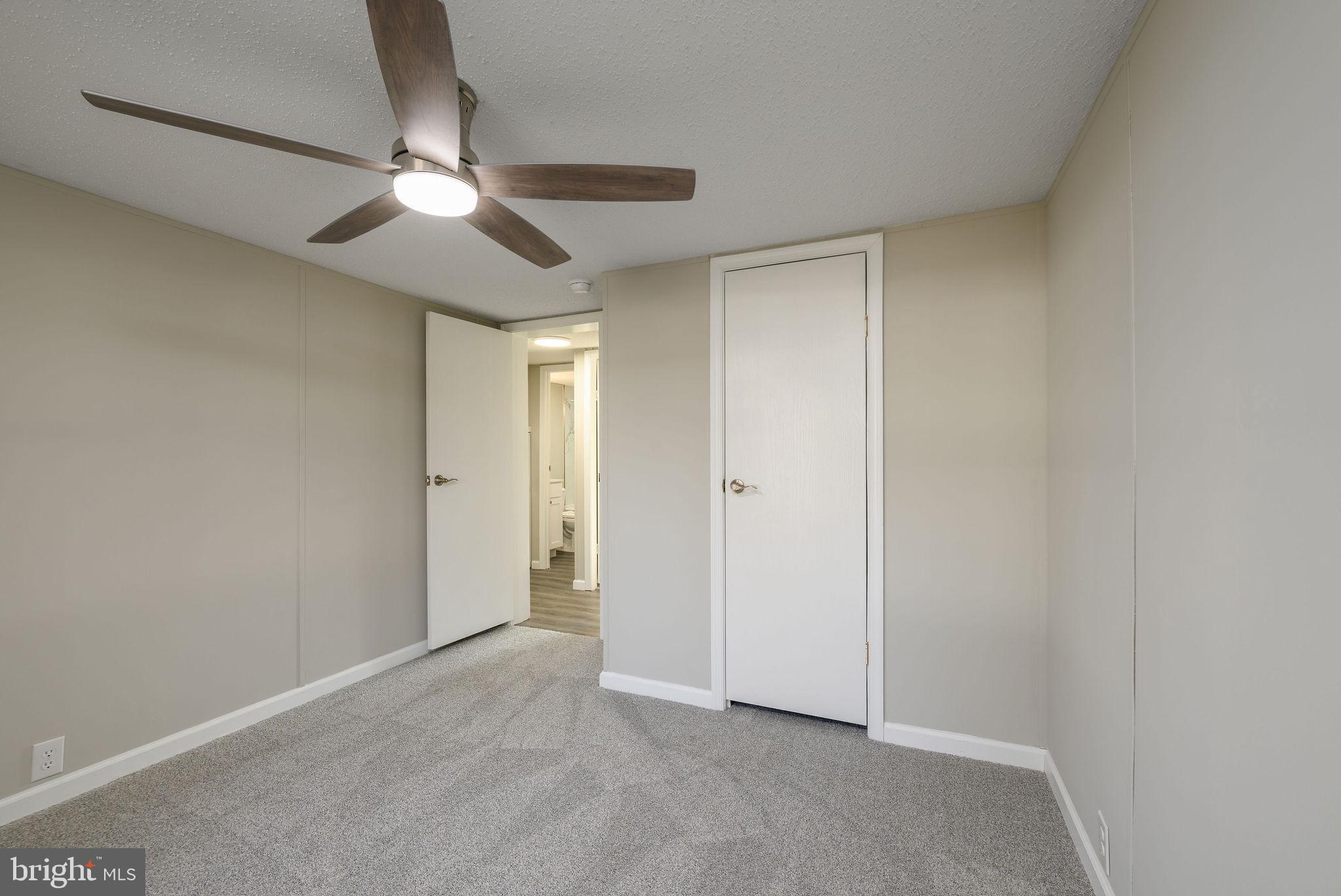 CAPTAINS GRANT - Residential