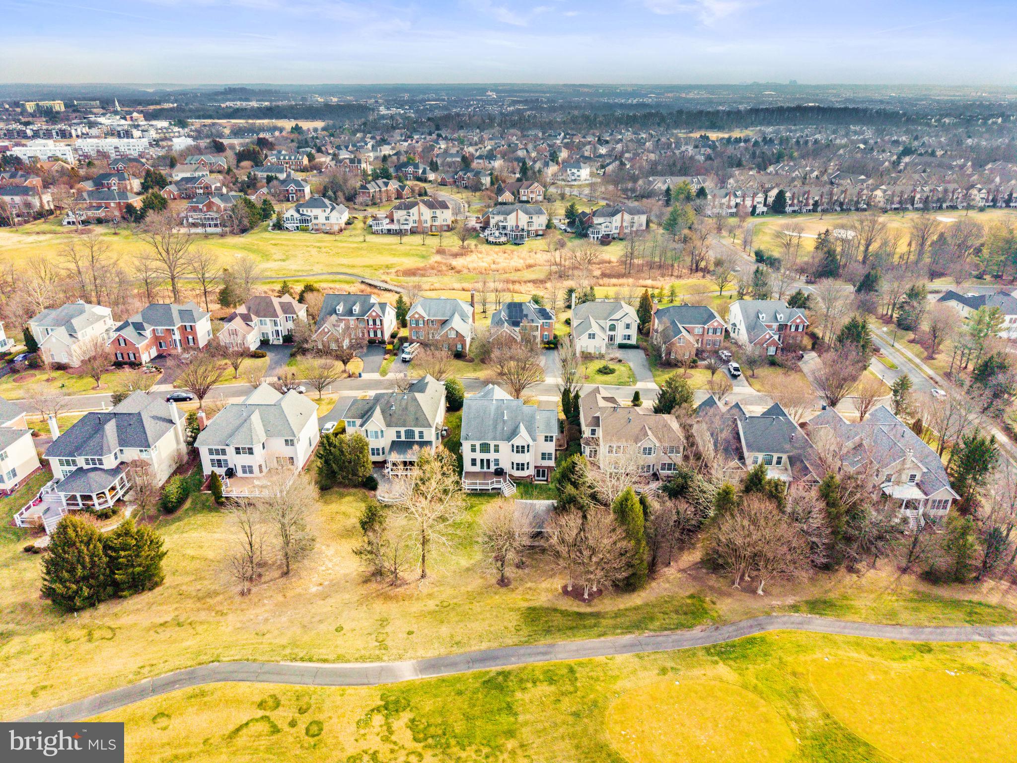 BELMONT COUNTRY CLUB - Residential