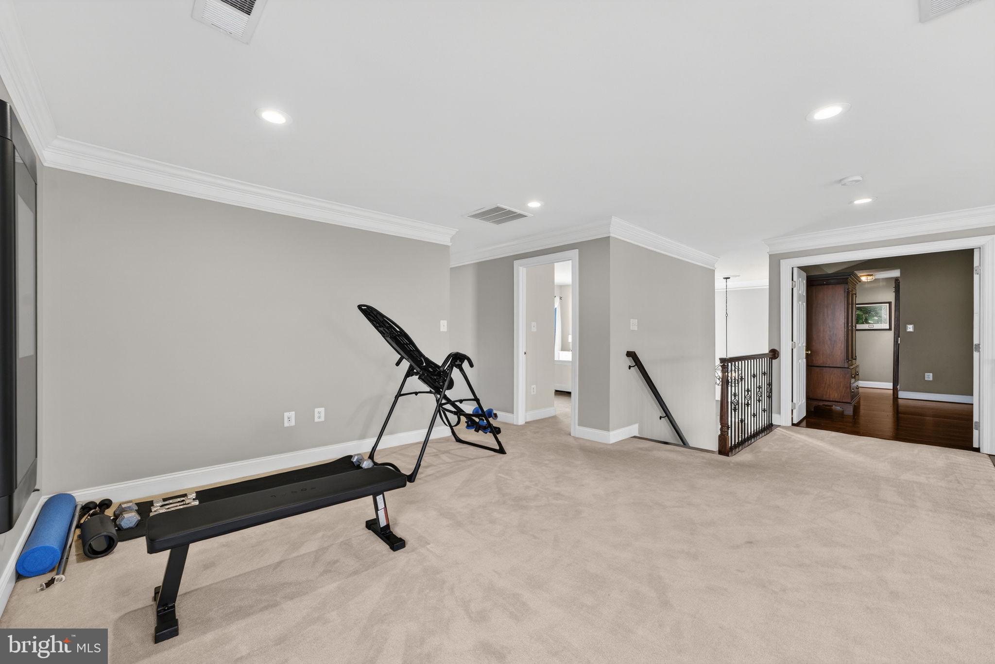 BELMONT COUNTRY CLUB - Residential