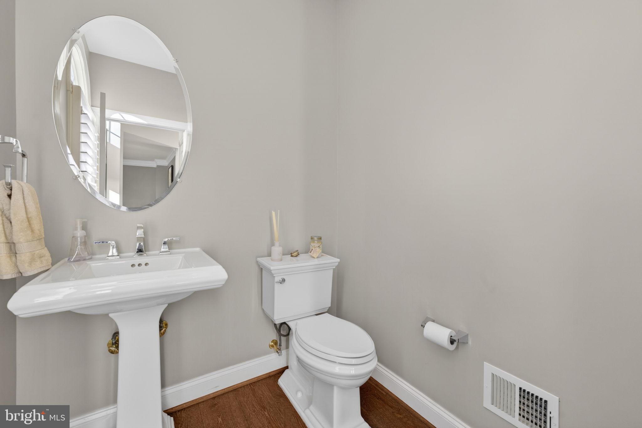 BELMONT COUNTRY CLUB - Residential