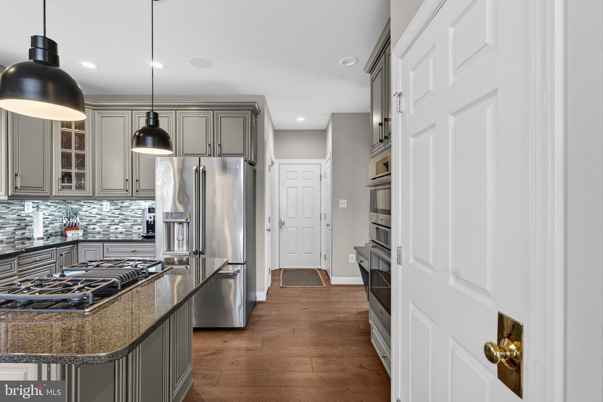 BELMONT COUNTRY CLUB - Residential