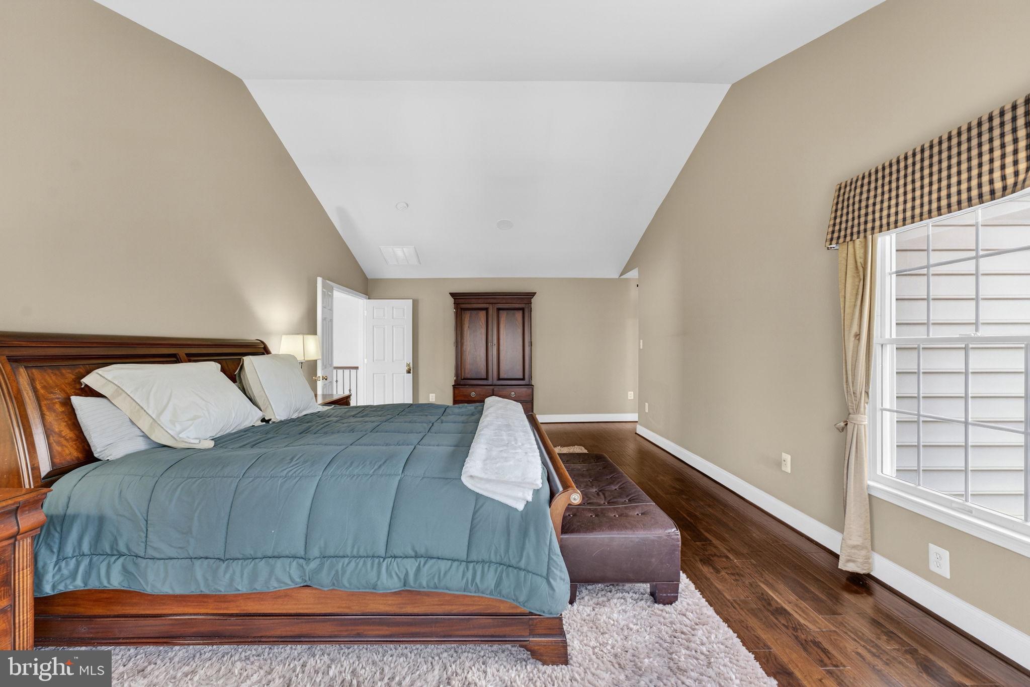 BELMONT COUNTRY CLUB - Residential