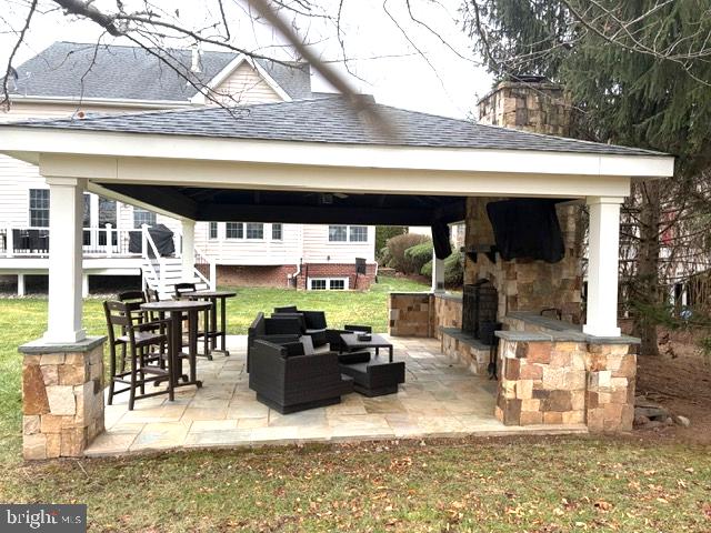 19873 BETHPAGE COURT