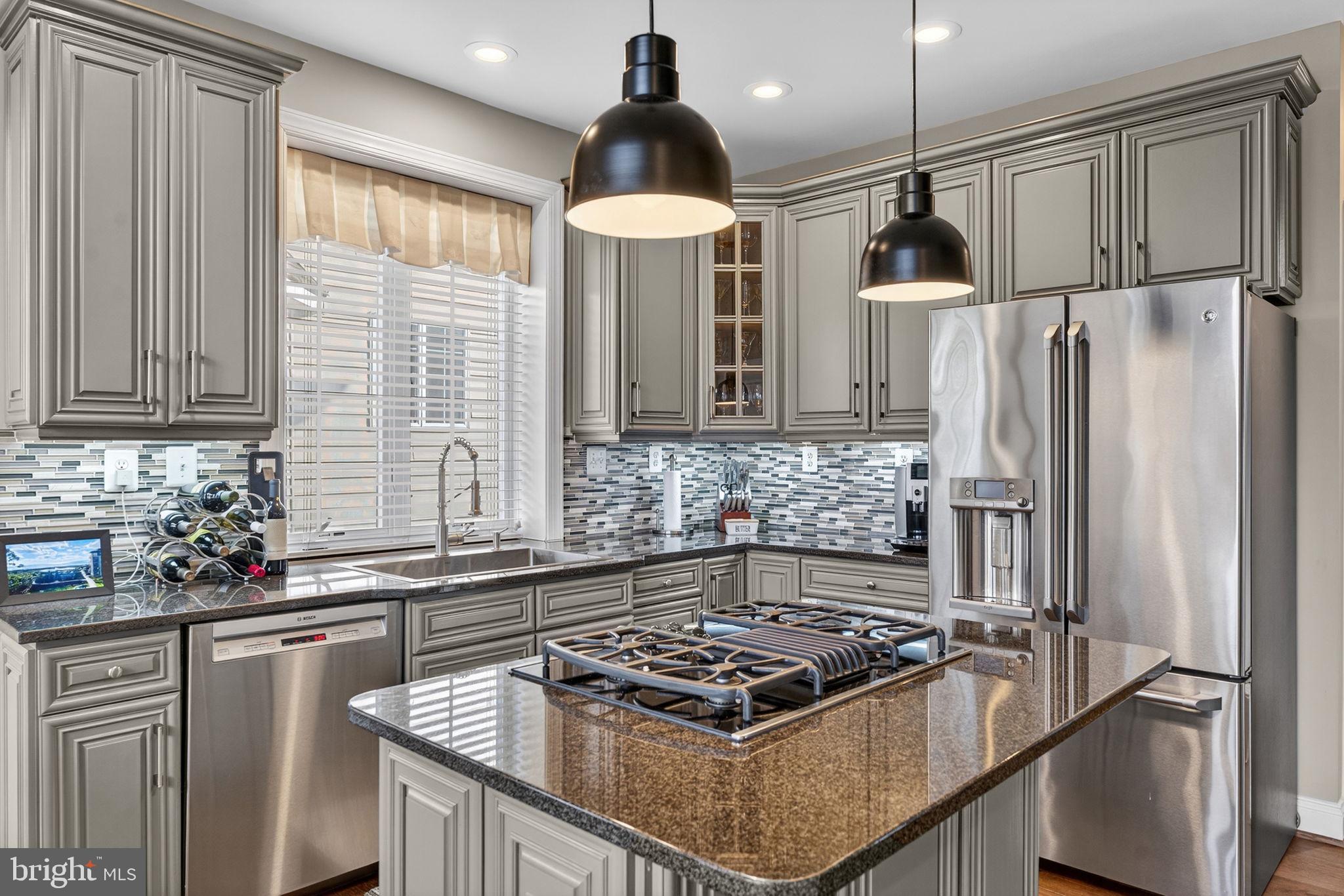 BELMONT COUNTRY CLUB - Residential