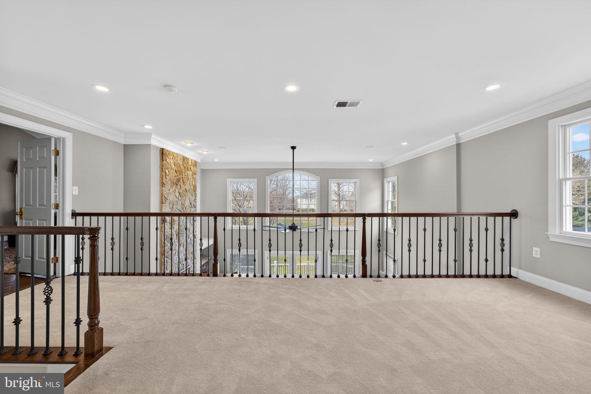 BELMONT COUNTRY CLUB - Residential