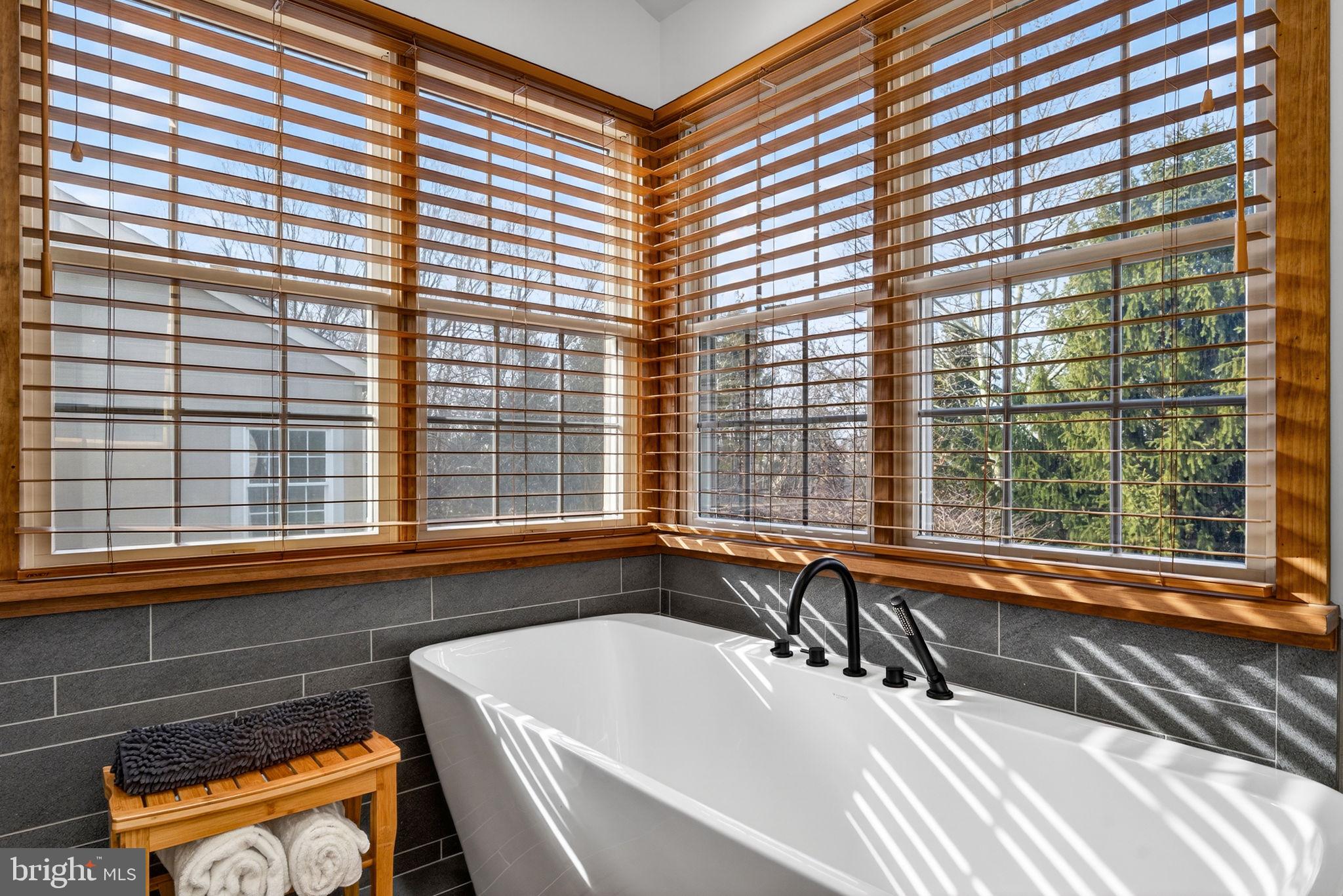 BELMONT COUNTRY CLUB - Residential