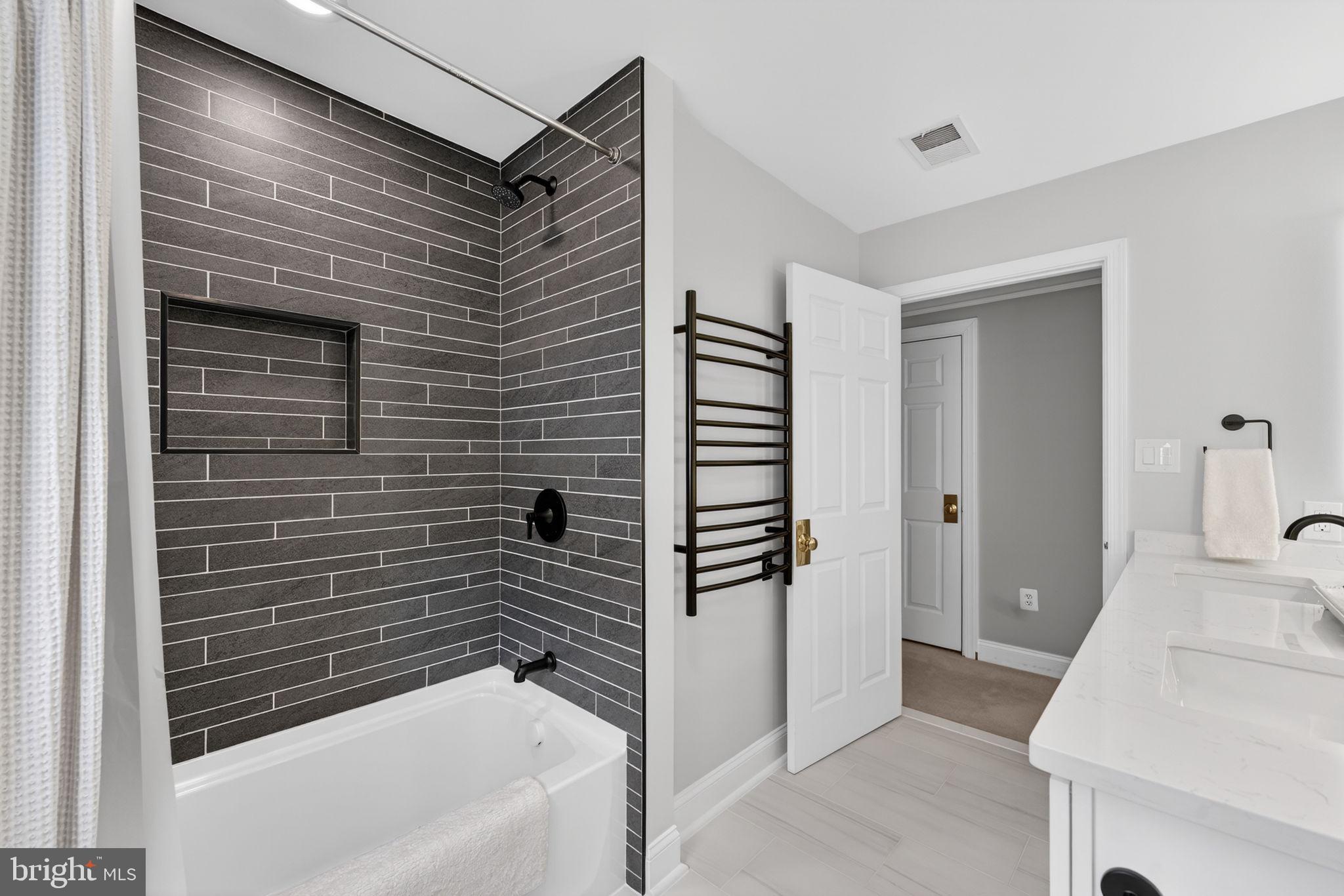 BELMONT COUNTRY CLUB - Residential