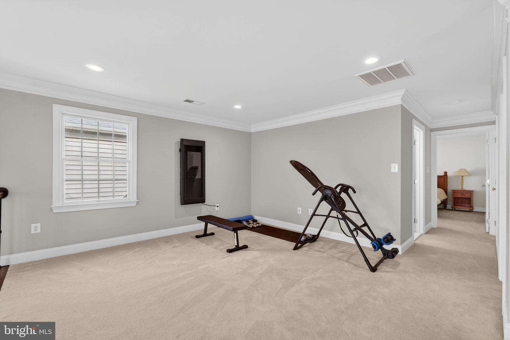 BELMONT COUNTRY CLUB - Residential