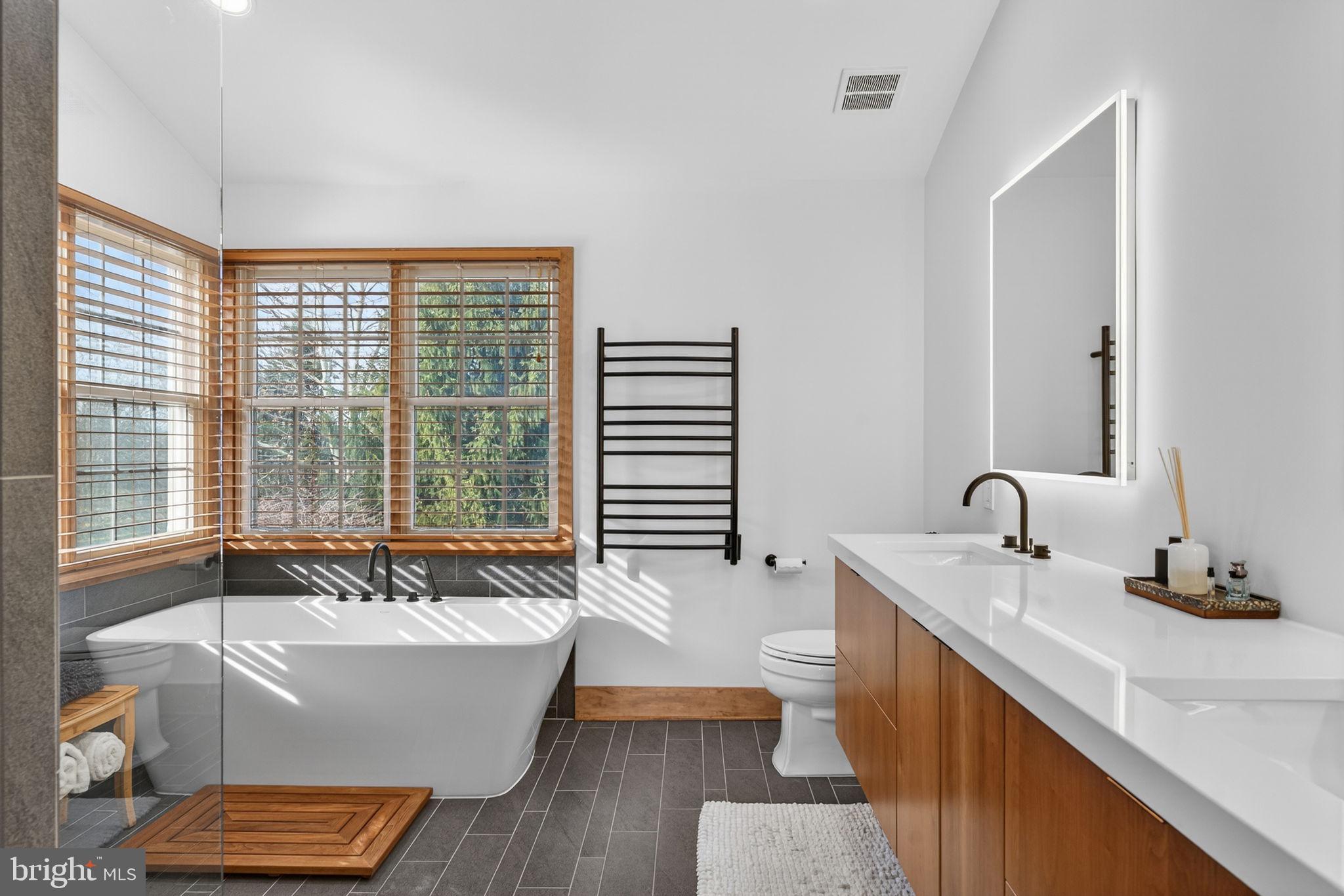 BELMONT COUNTRY CLUB - Residential