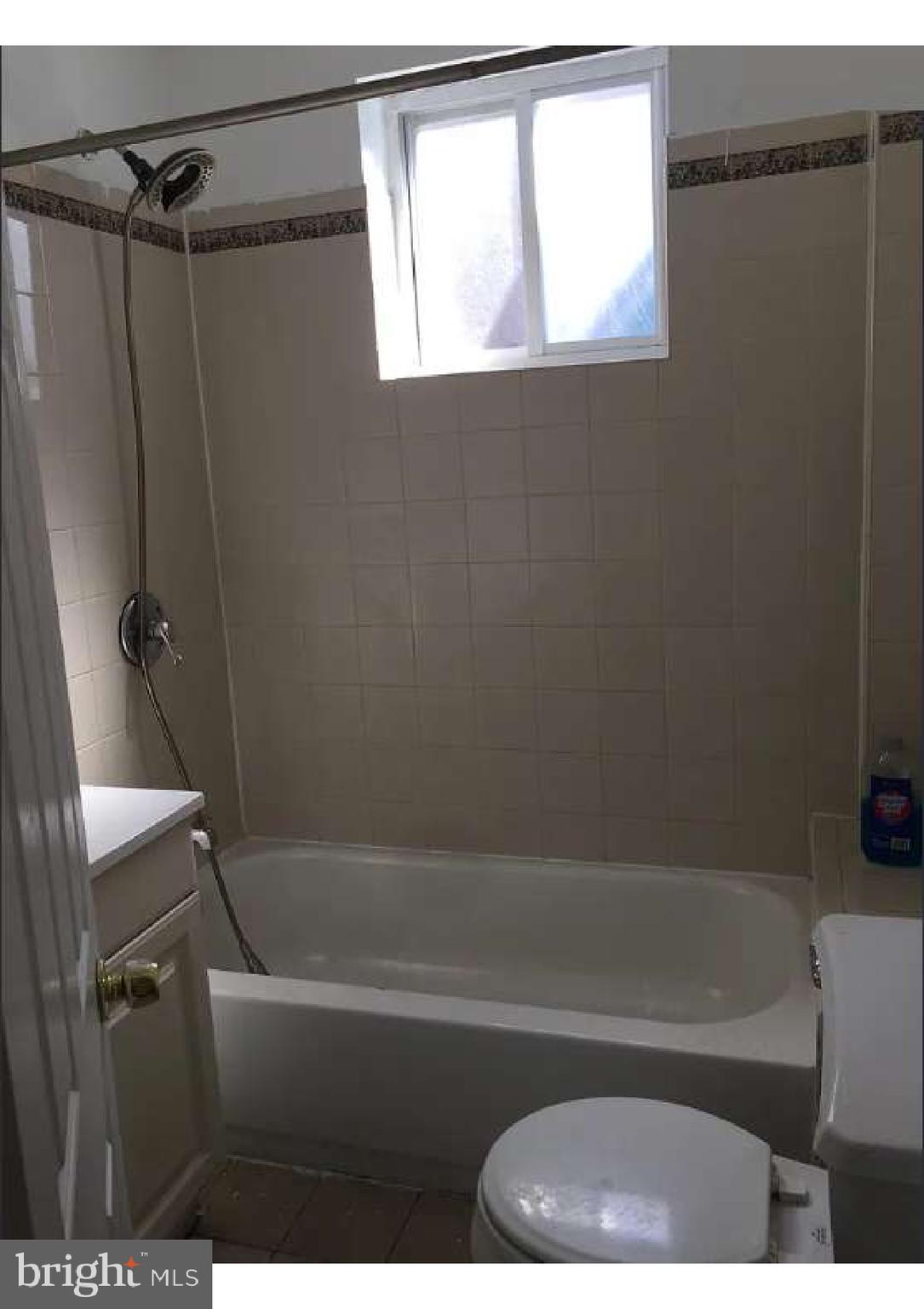 WHITMAN - Residential