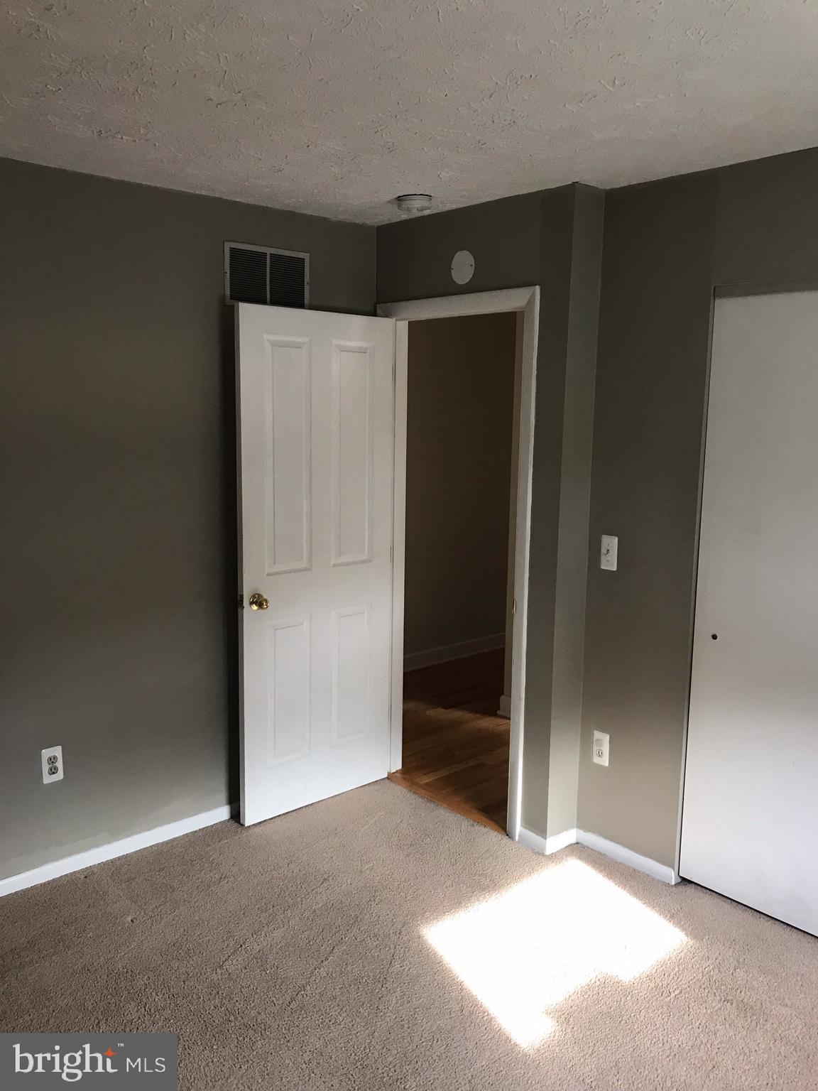 EASTPORT - Residential Lease