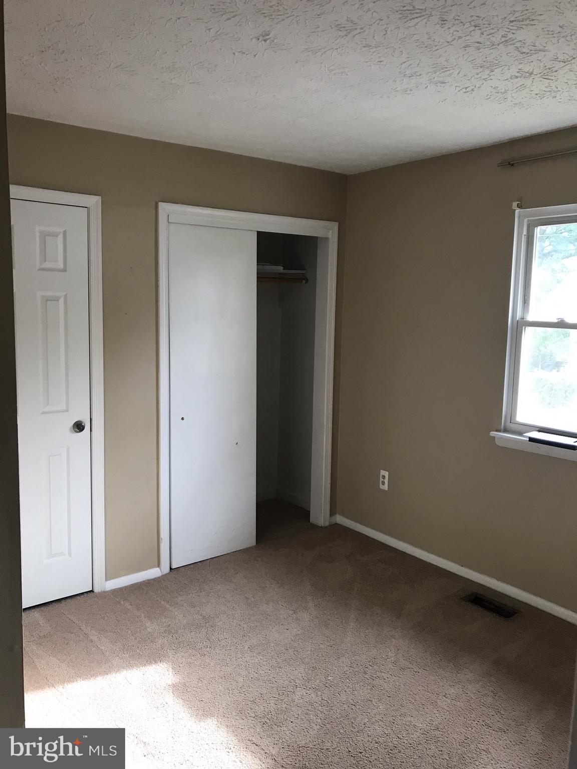 EASTPORT - Residential Lease