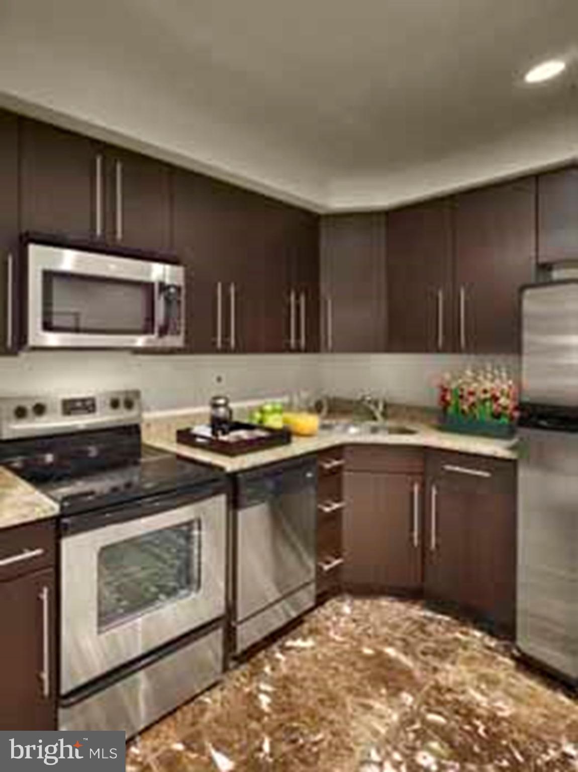 RITTENHOUSE SQUARE - Residential Lease