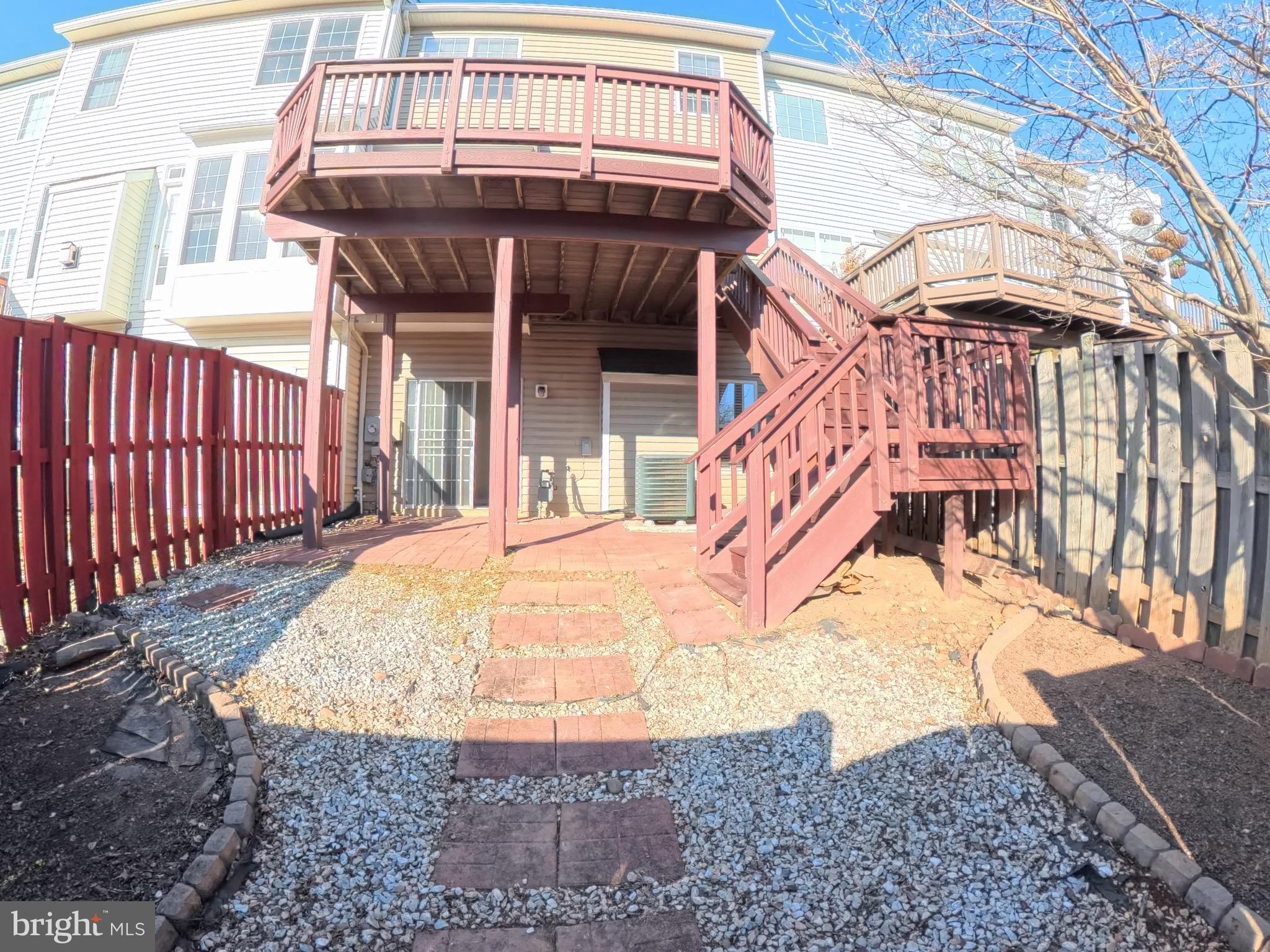 LOUDOUN PARKWAY CENTER - Residential Lease