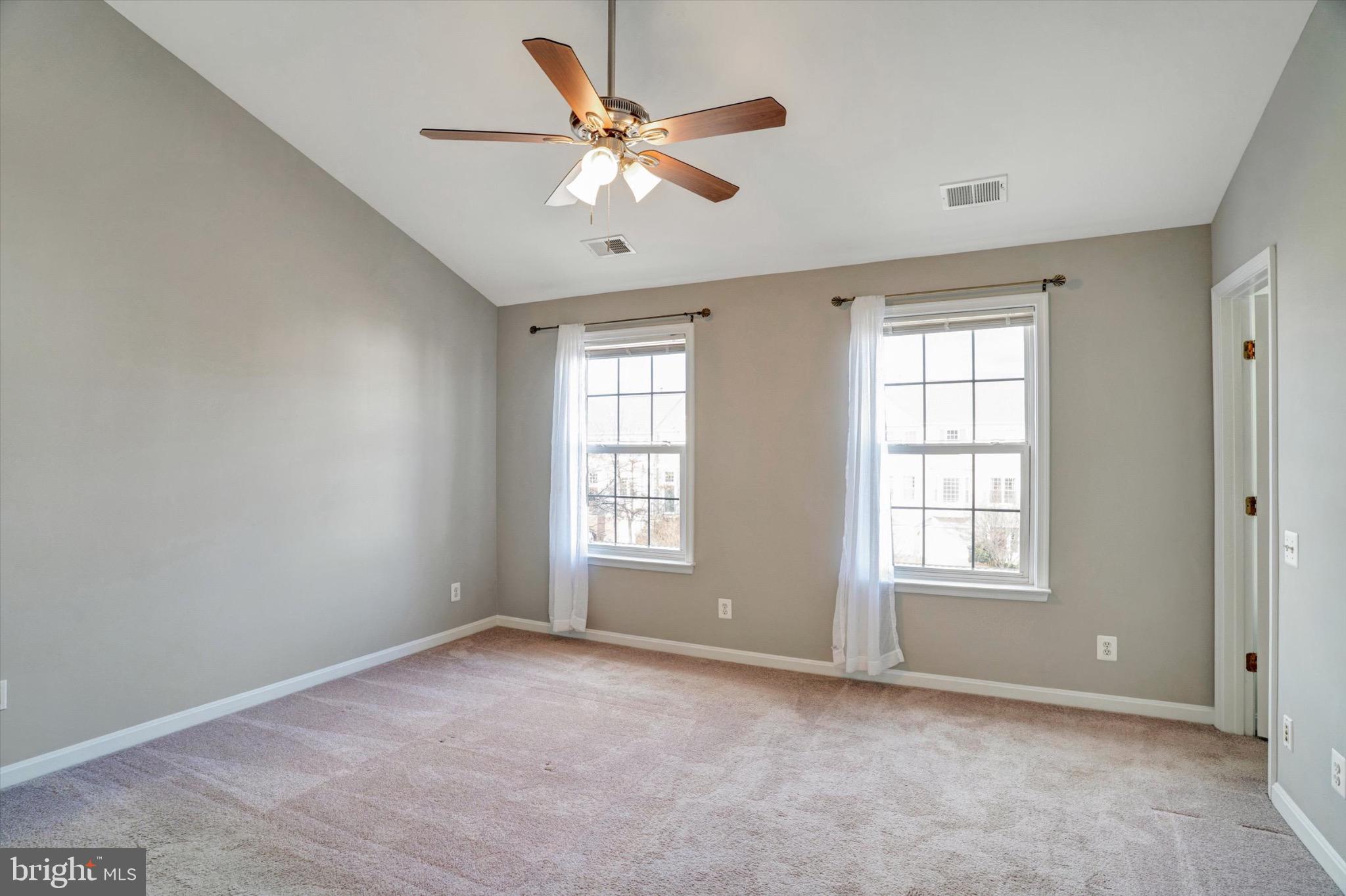 LOUDOUN PARKWAY CENTER - Residential Lease