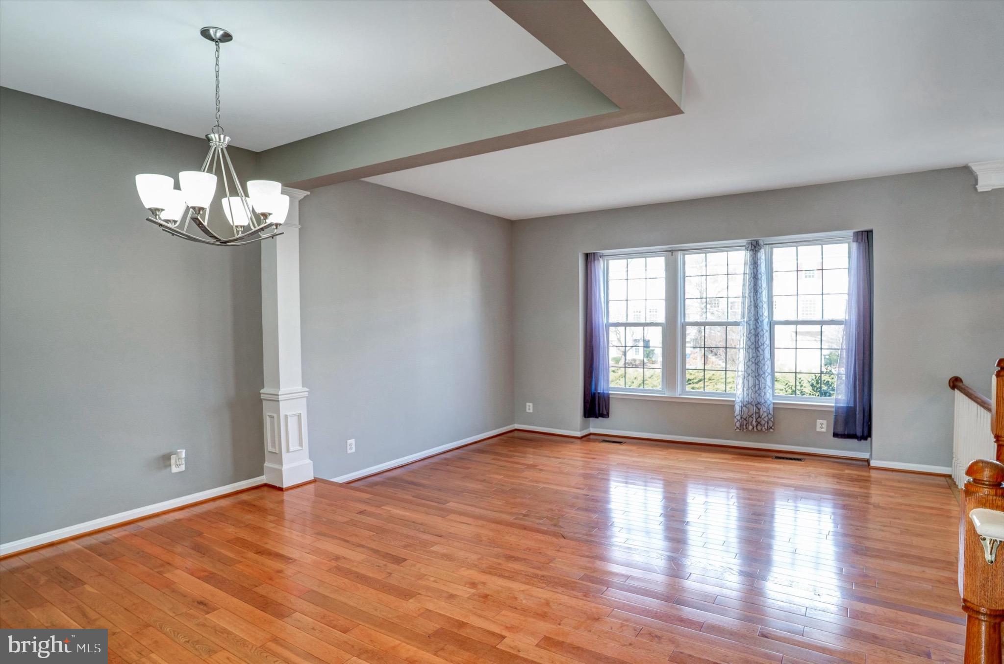 LOUDOUN PARKWAY CENTER - Residential Lease