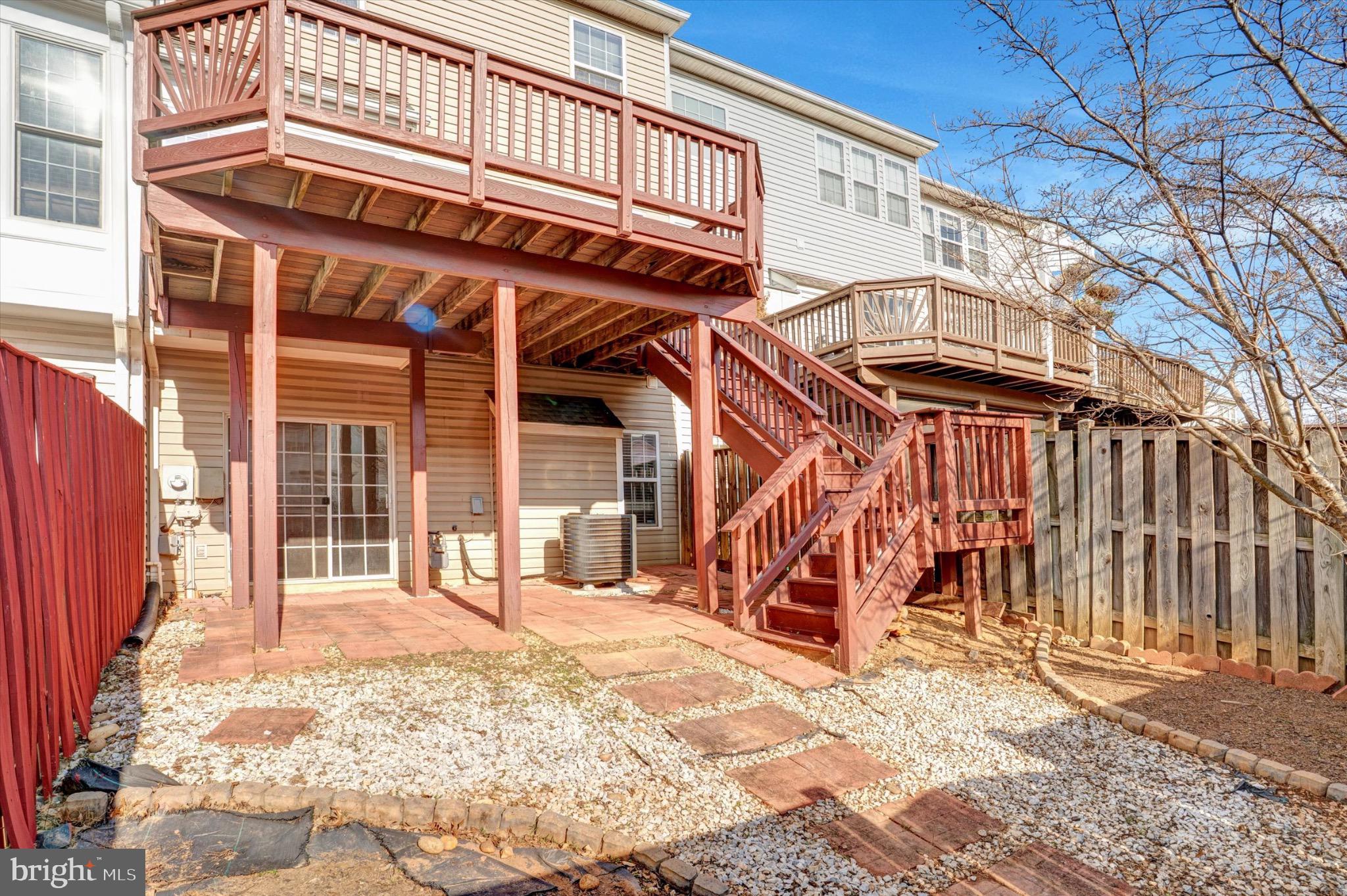 LOUDOUN PARKWAY CENTER - Residential Lease