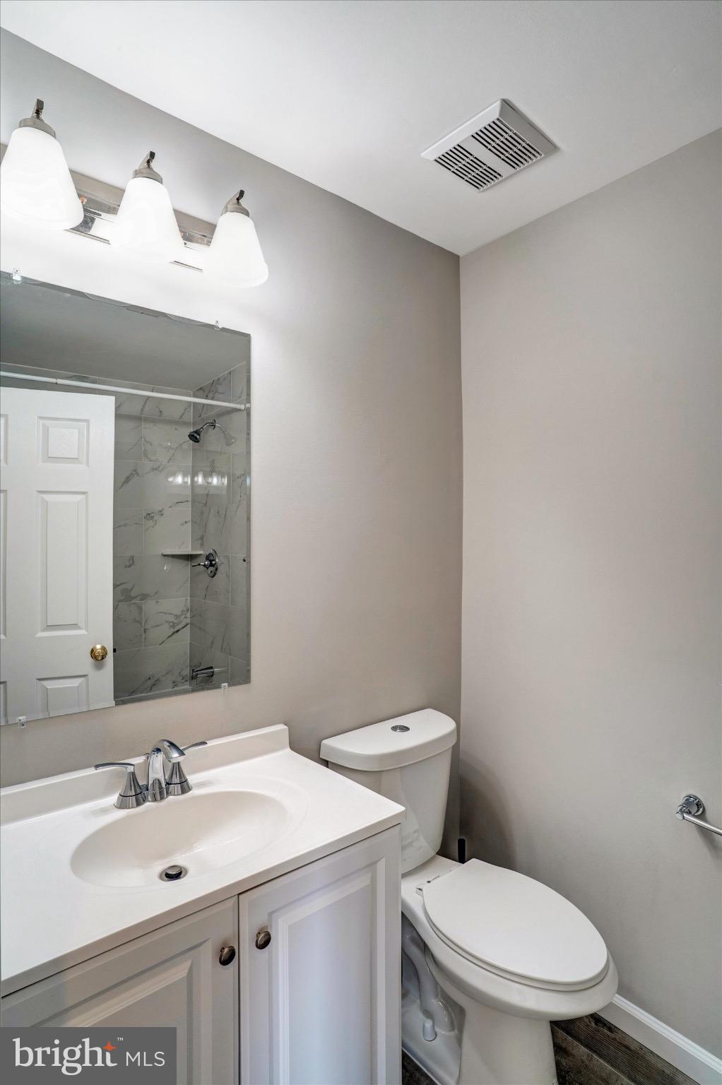 LOUDOUN PARKWAY CENTER - Residential Lease