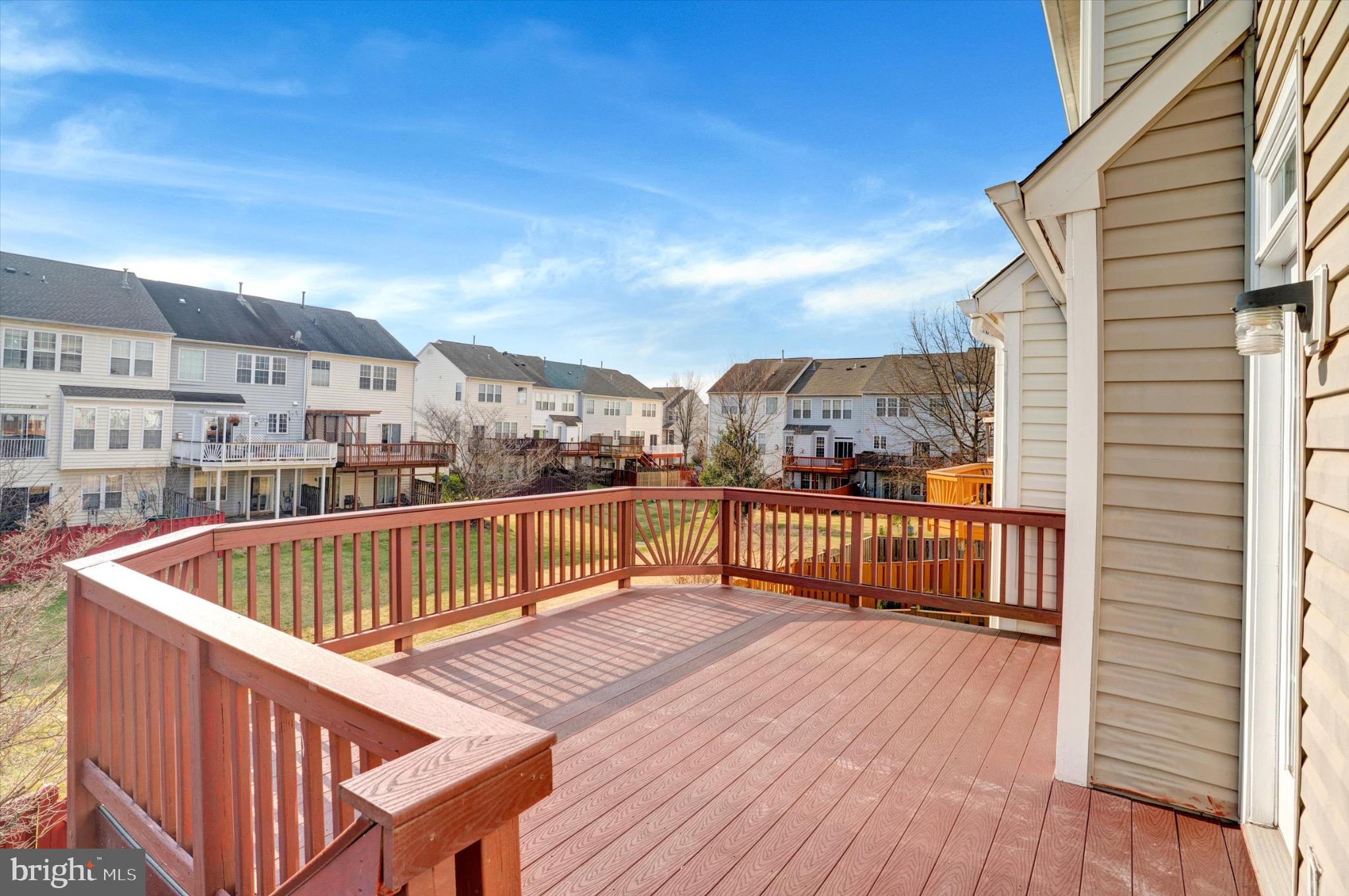 LOUDOUN PARKWAY CENTER - Residential Lease