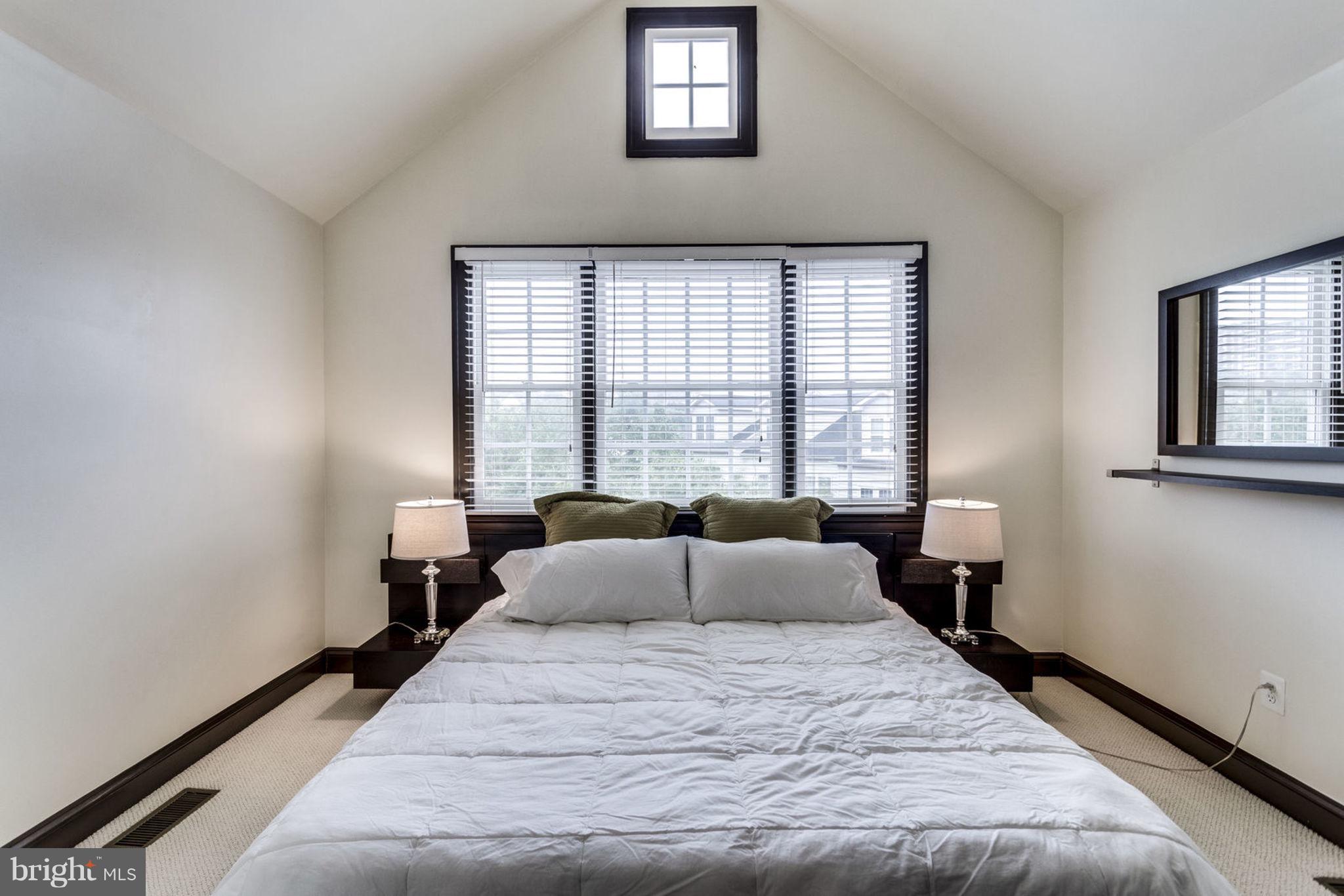 CAMERON STATION - Residential Lease