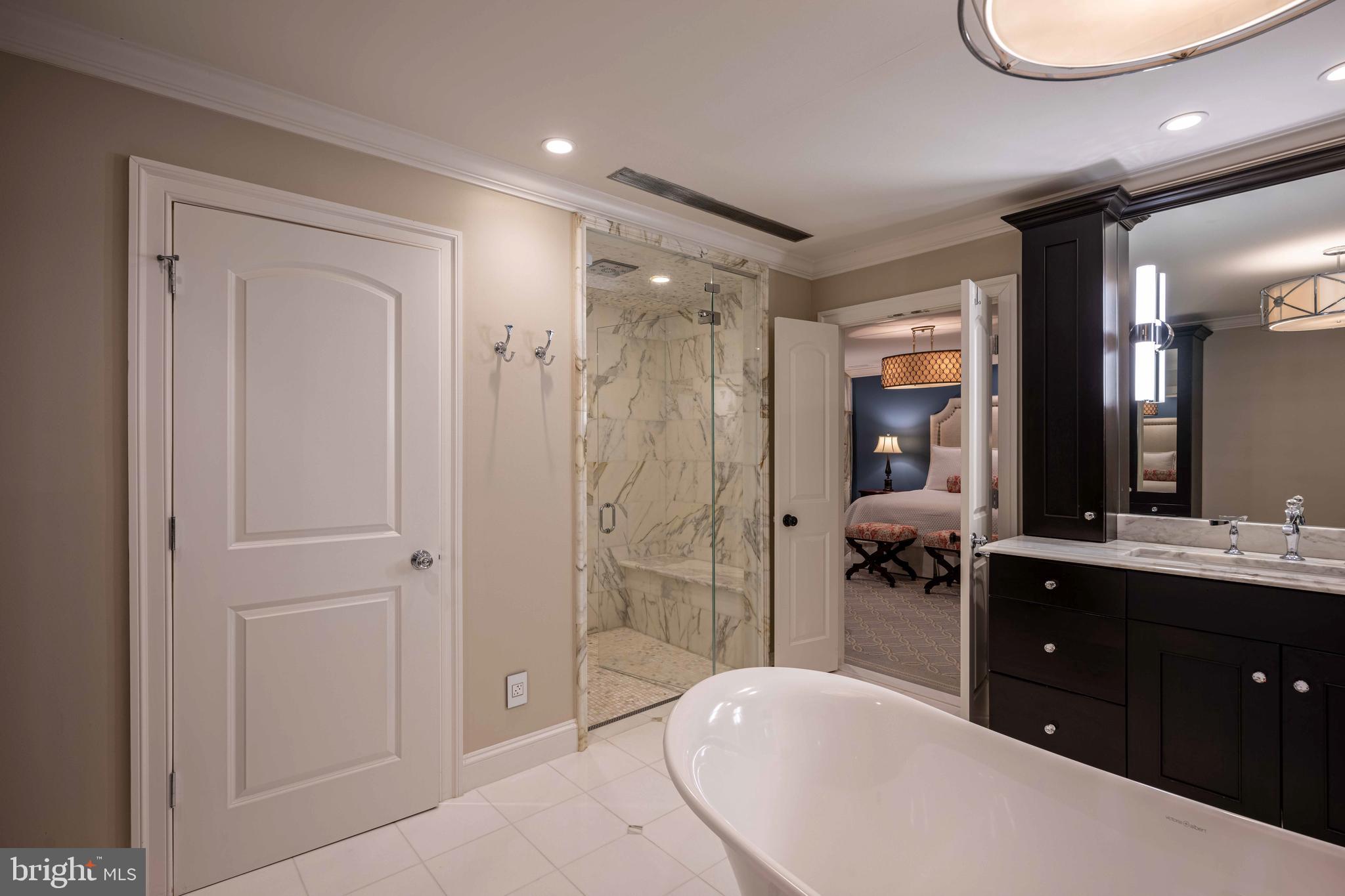 LUTHERVILLE - Residential