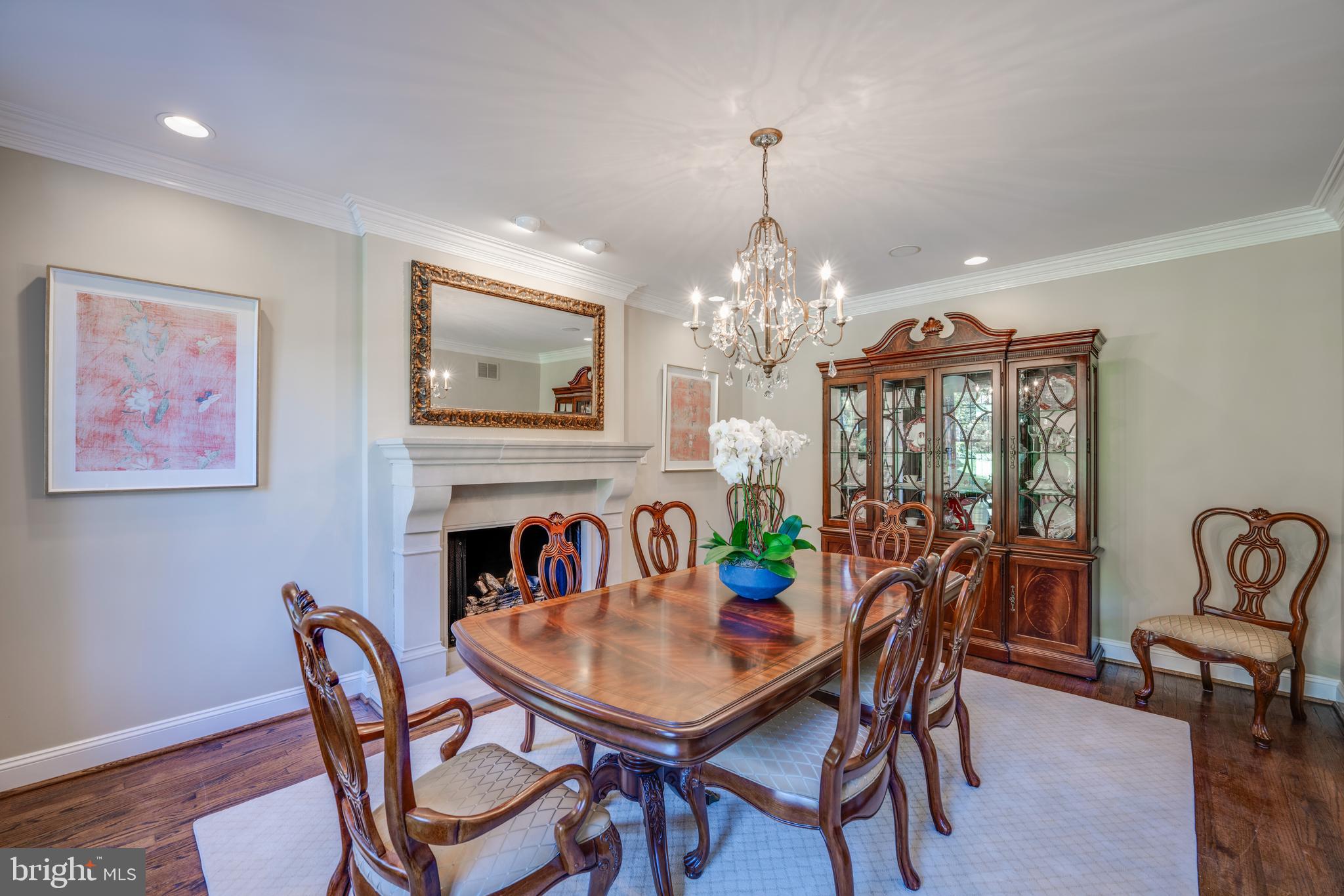 LUTHERVILLE - Residential