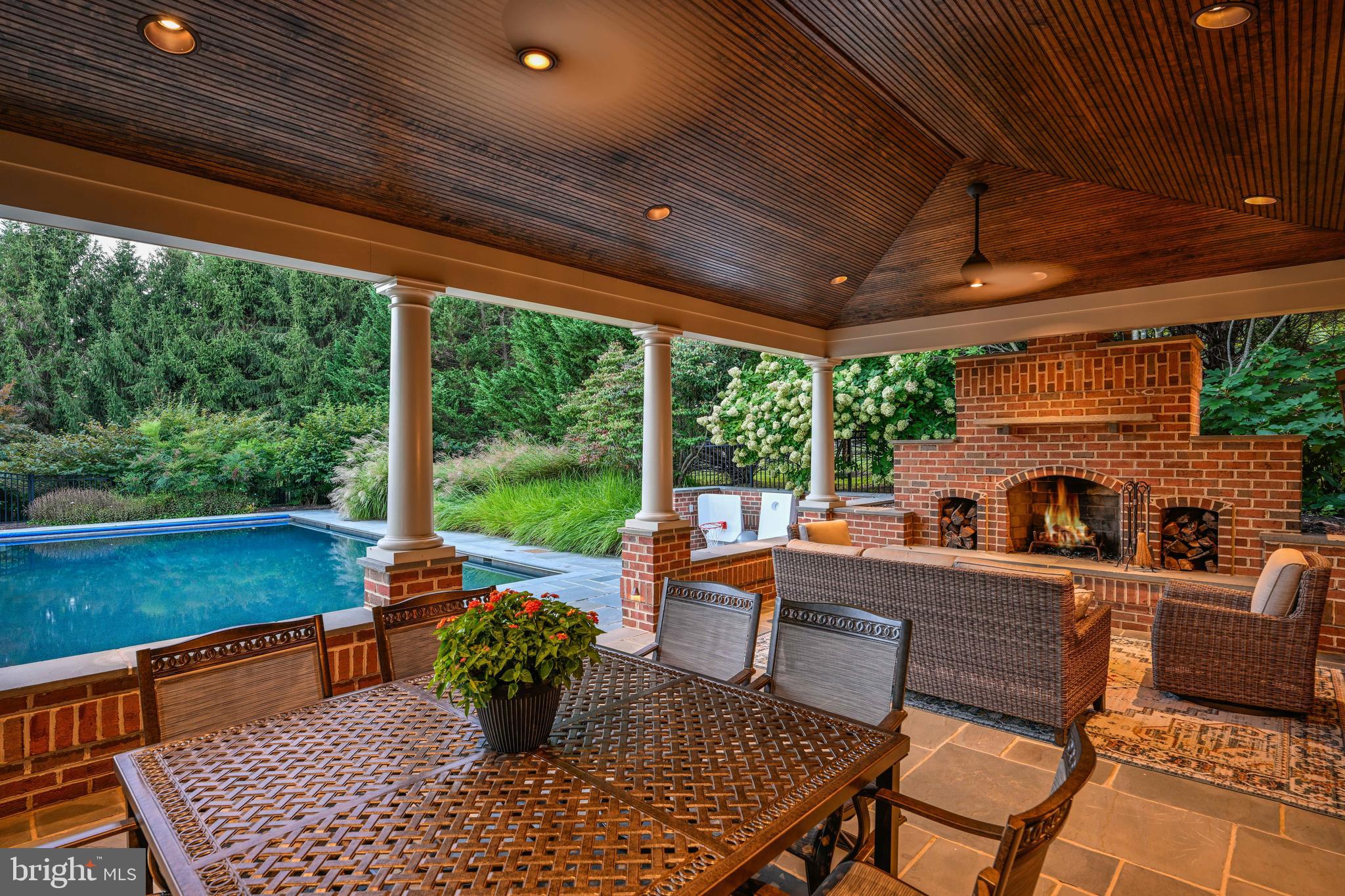 LUTHERVILLE - Residential