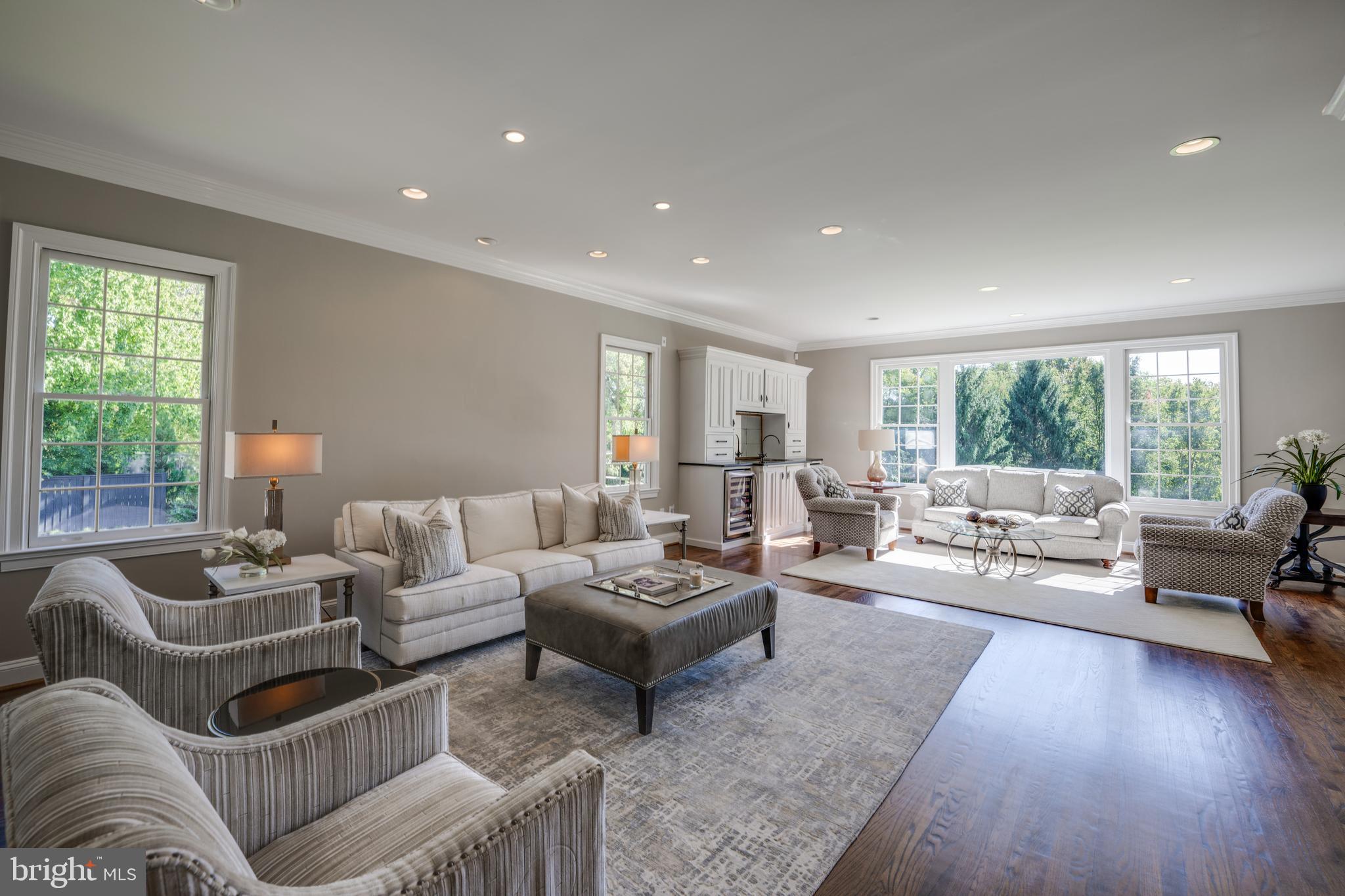 LUTHERVILLE - Residential