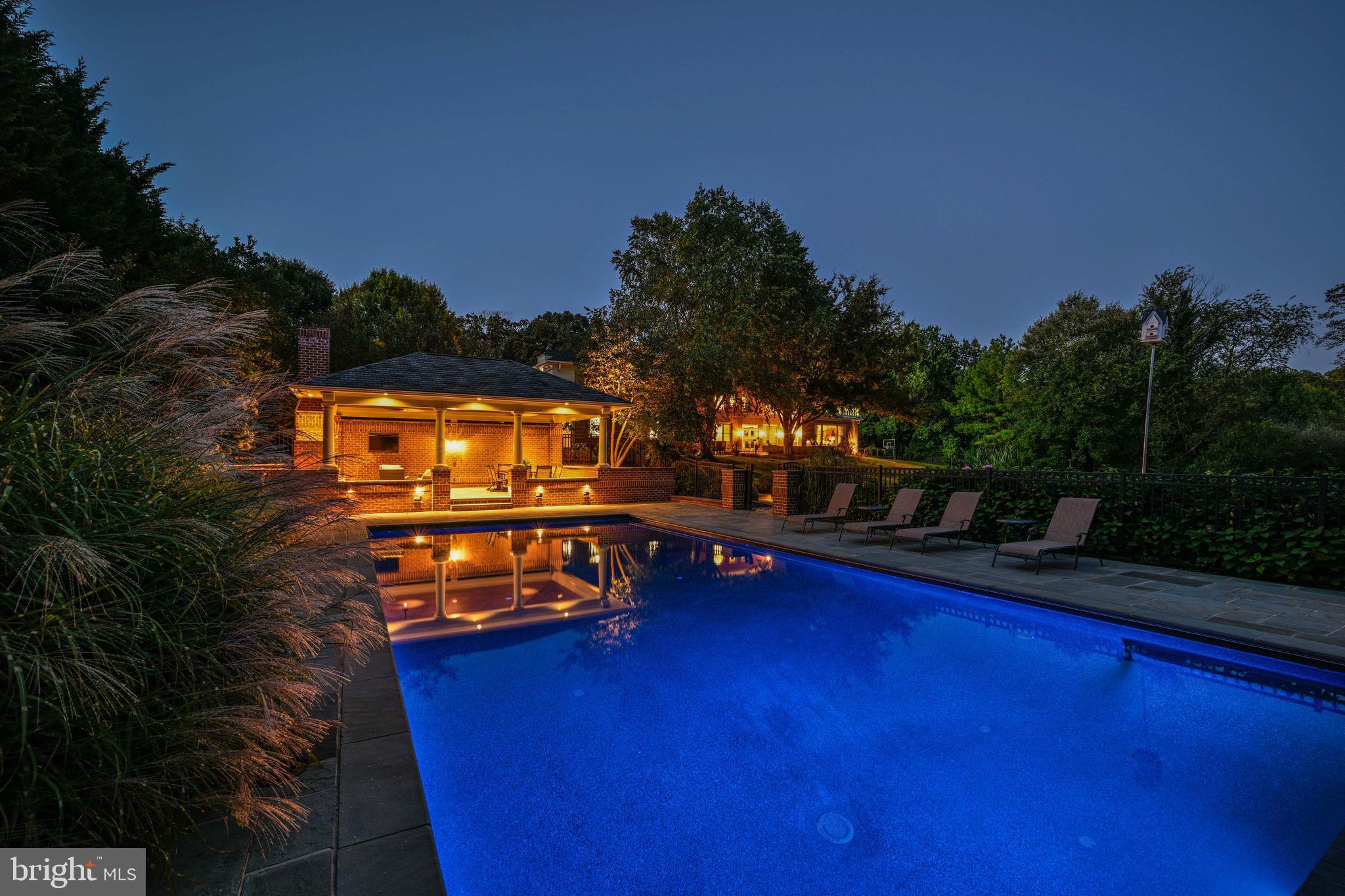 LUTHERVILLE - Residential