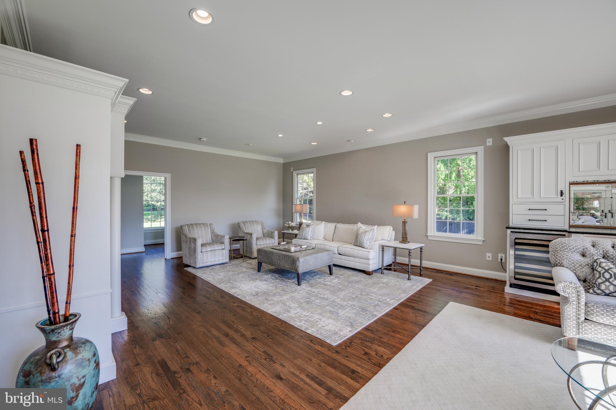 LUTHERVILLE - Residential