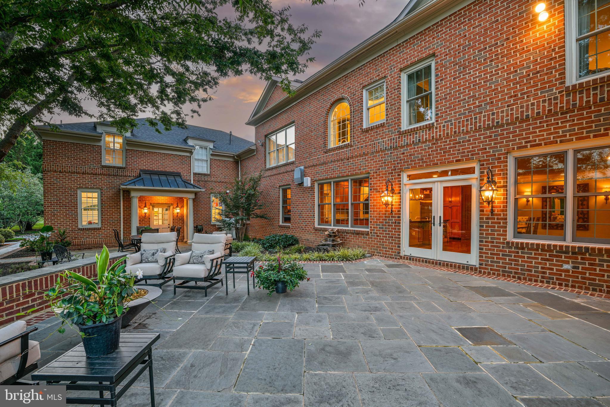 LUTHERVILLE - Residential