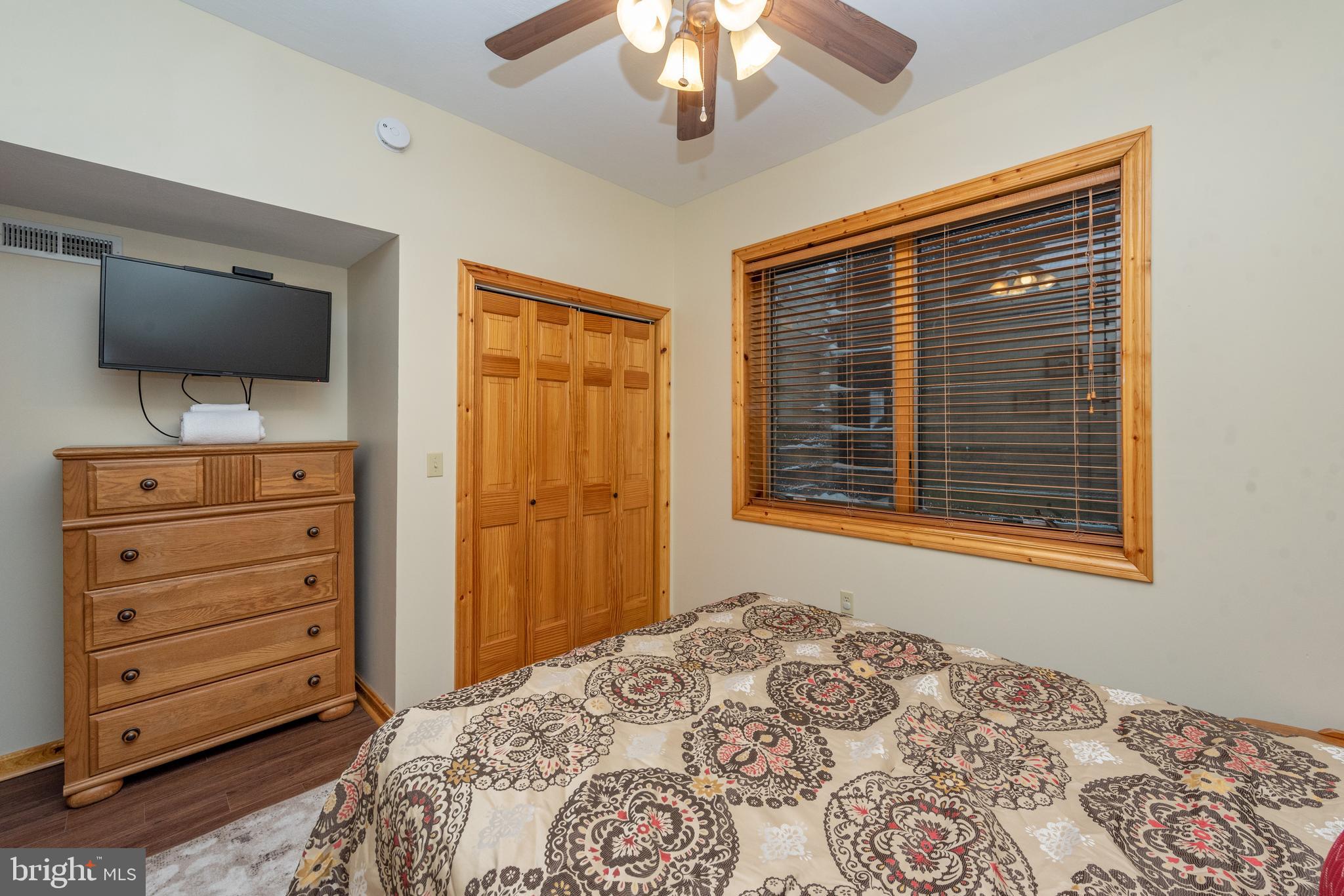 CEDAR VILLAGE - Residential