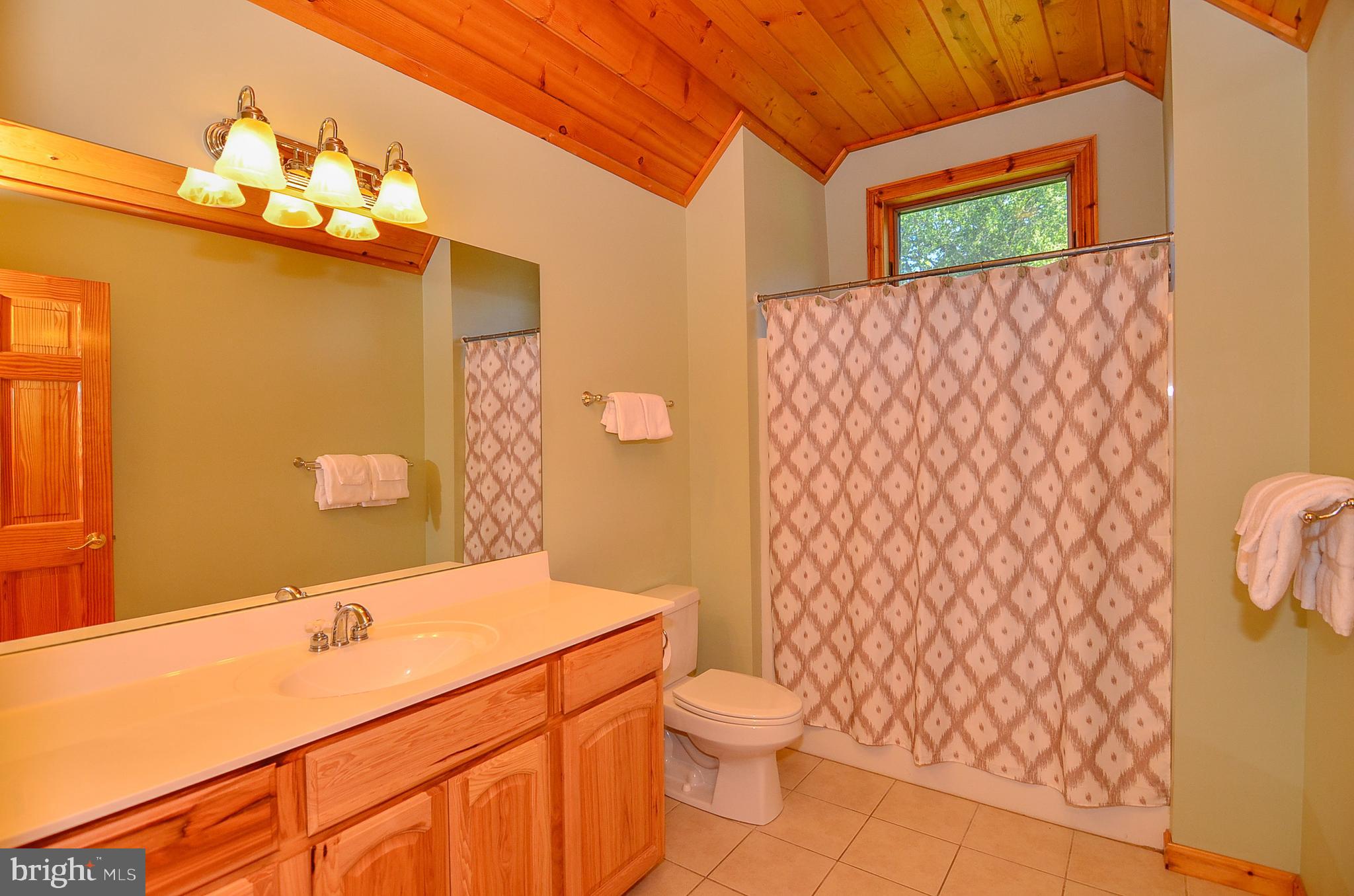 CEDAR VILLAGE - Residential